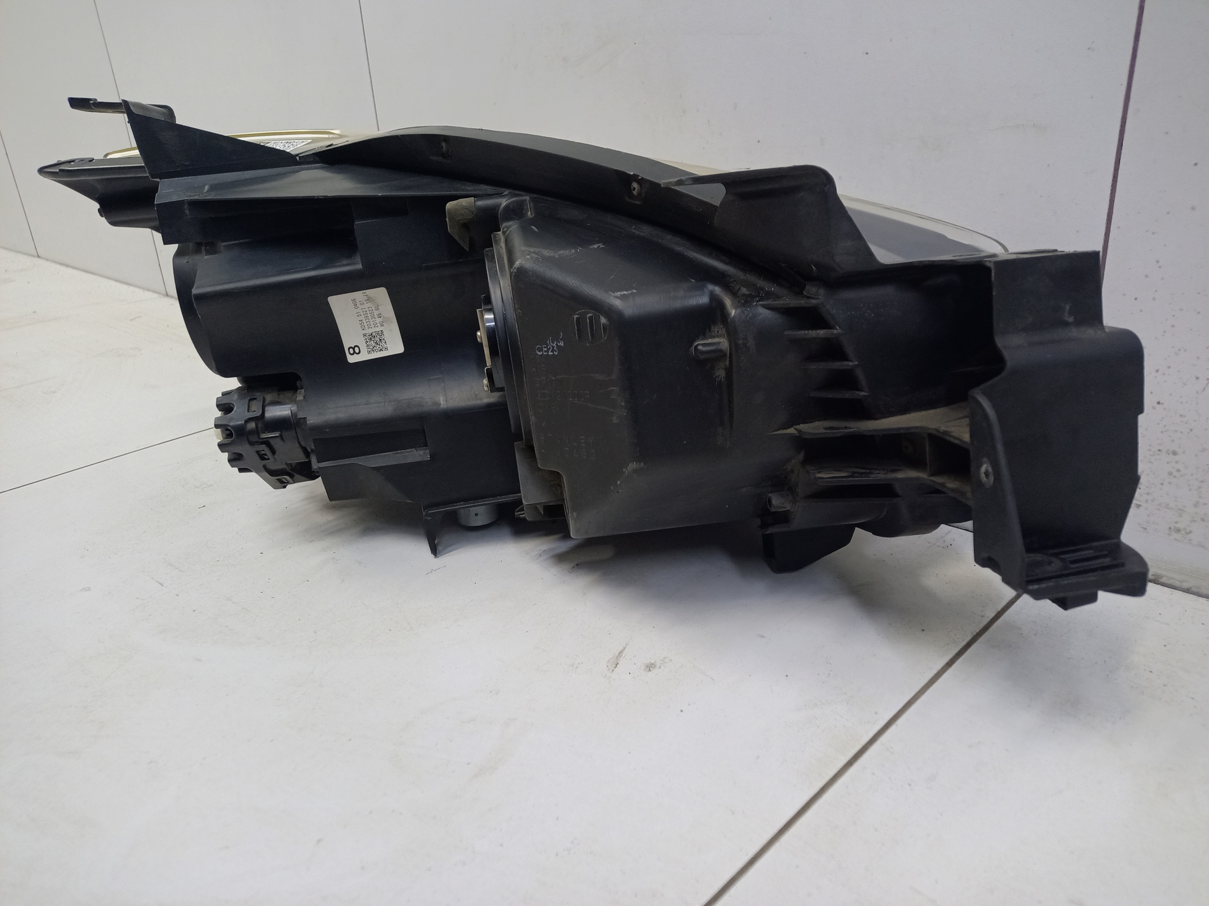 Фара передняя левая Mazda CX-5 ксенон