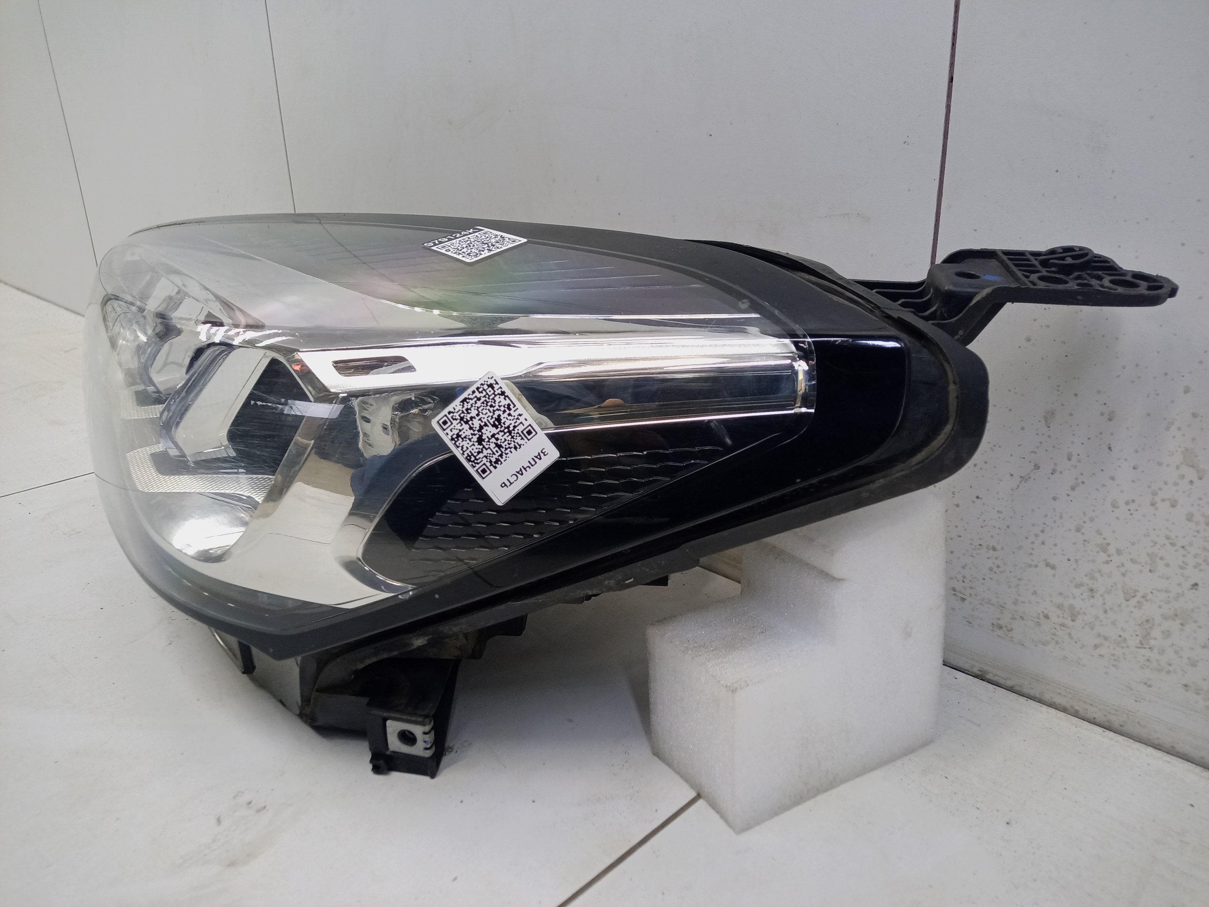 Фара передняя левая Chery Tiggo 7 Pro LED