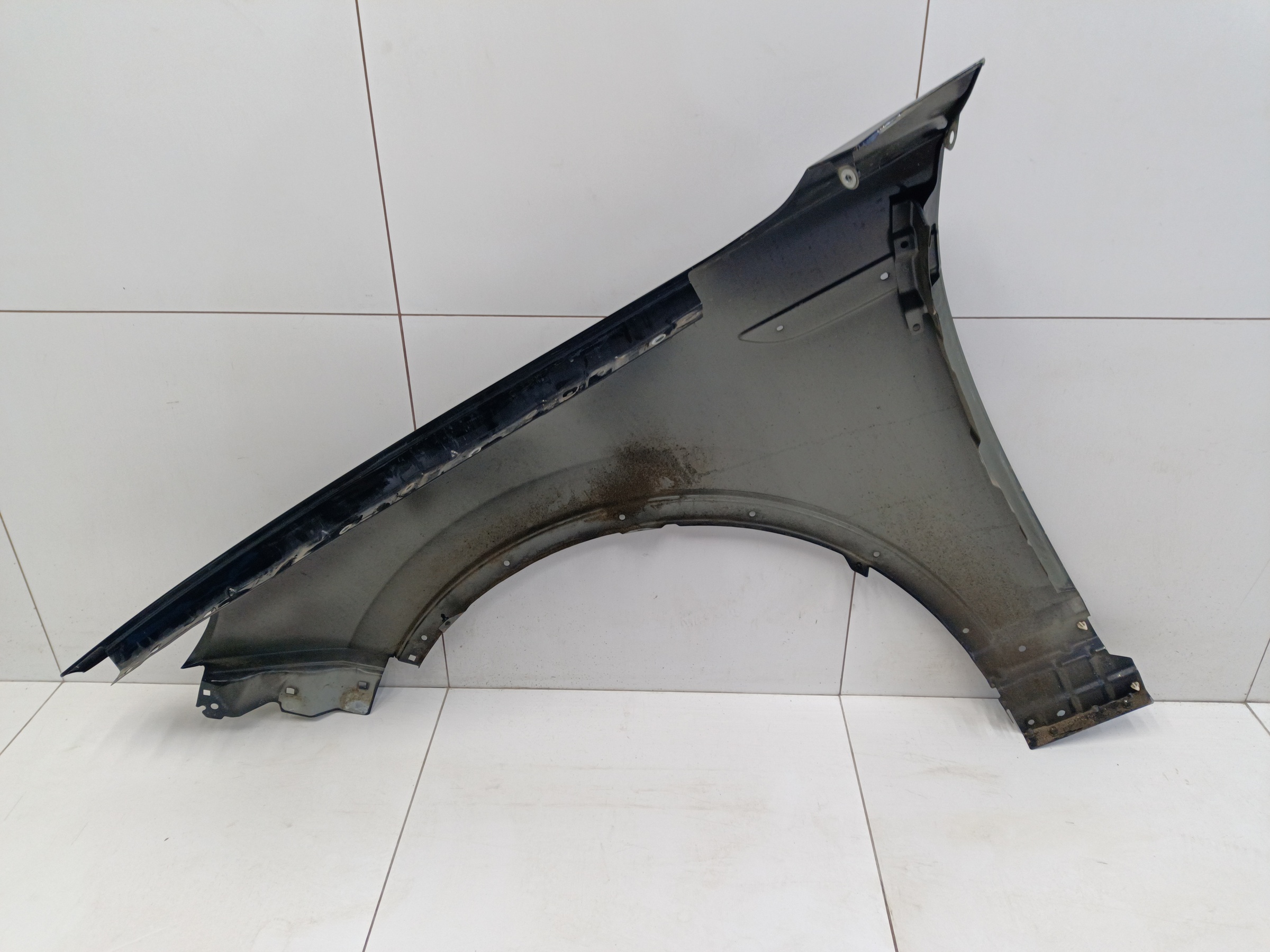 Крыло переднее правое Hongqi E-HS9