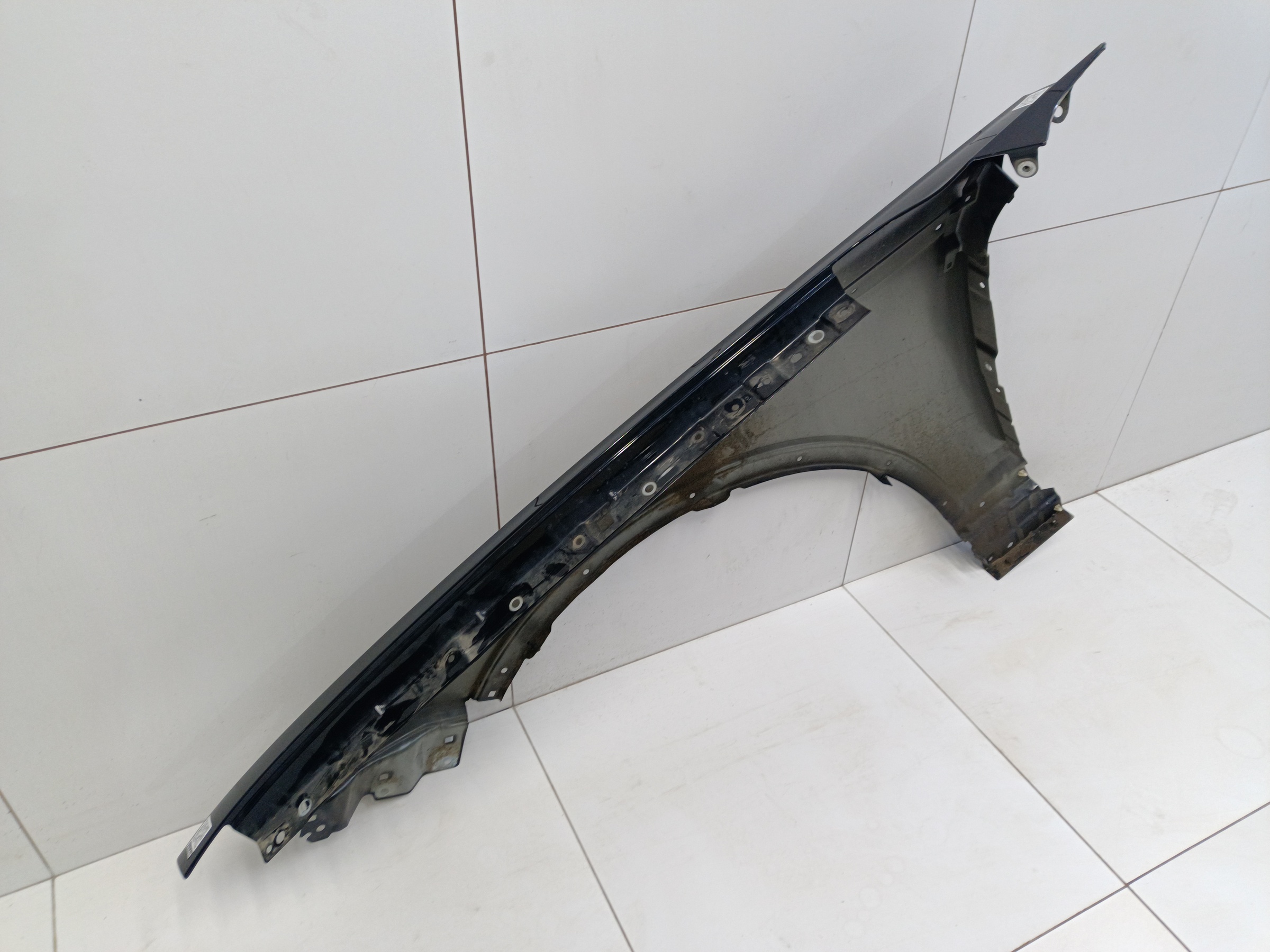 Крыло переднее правое Hongqi E-HS9