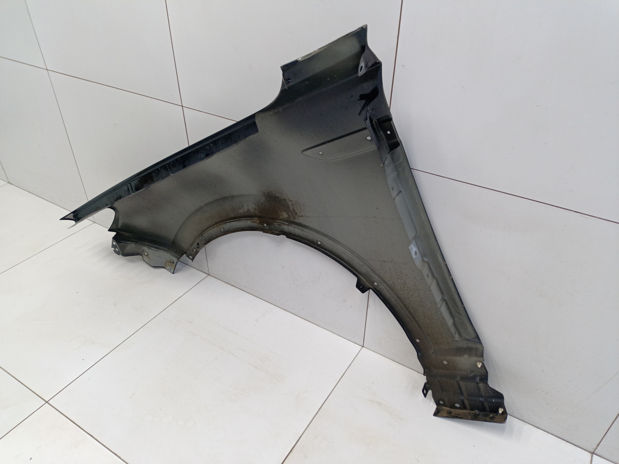 Крыло переднее правое Hongqi E-HS9