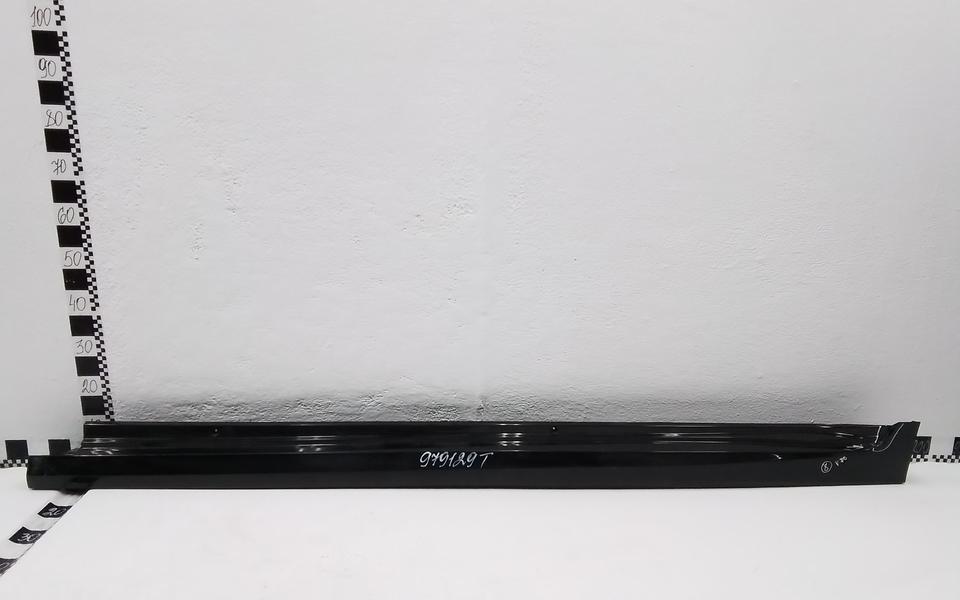 Накладка порога левого Toyota Camry V70