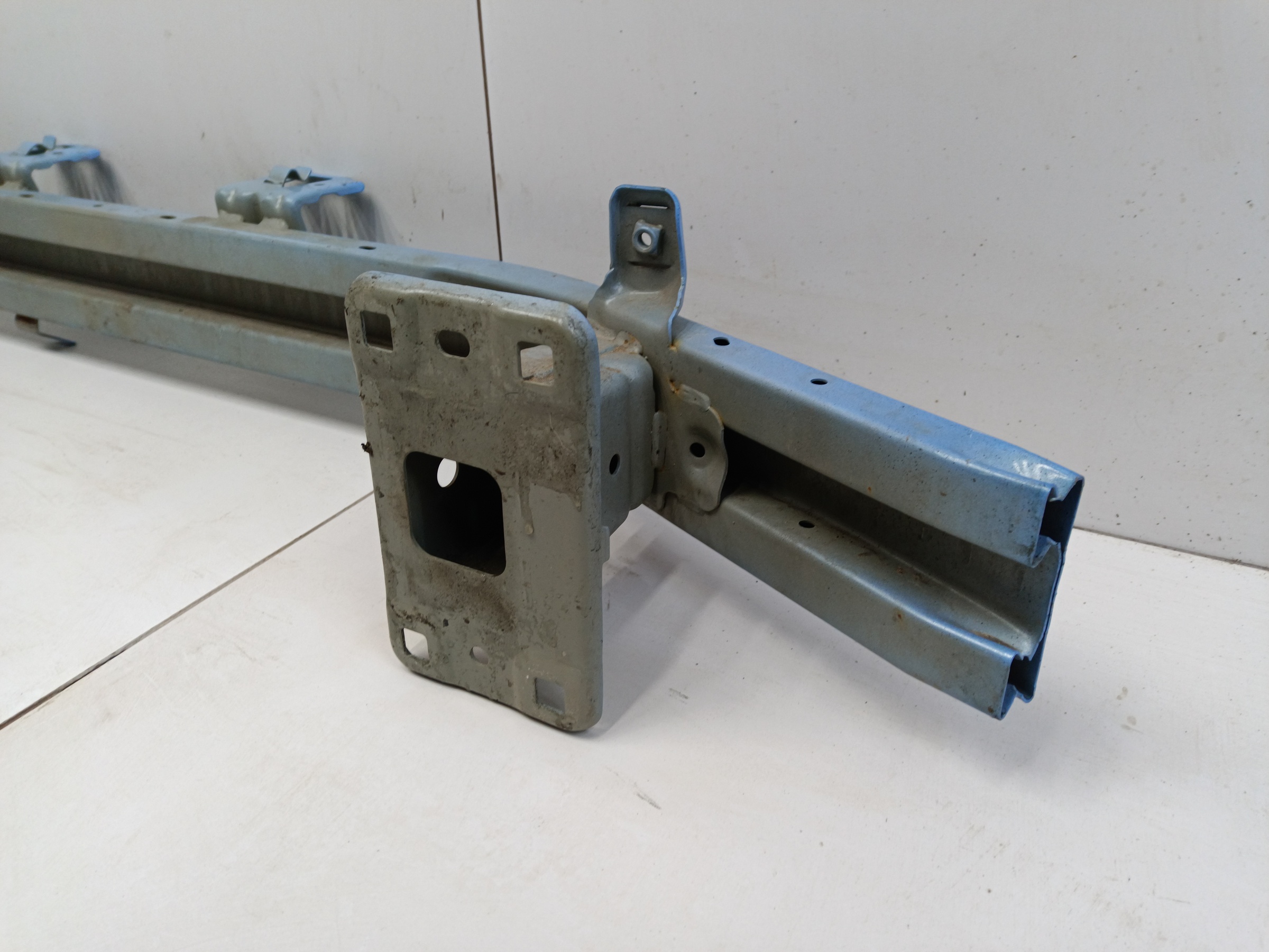 Усилитель переднего бампера Haval Jolion