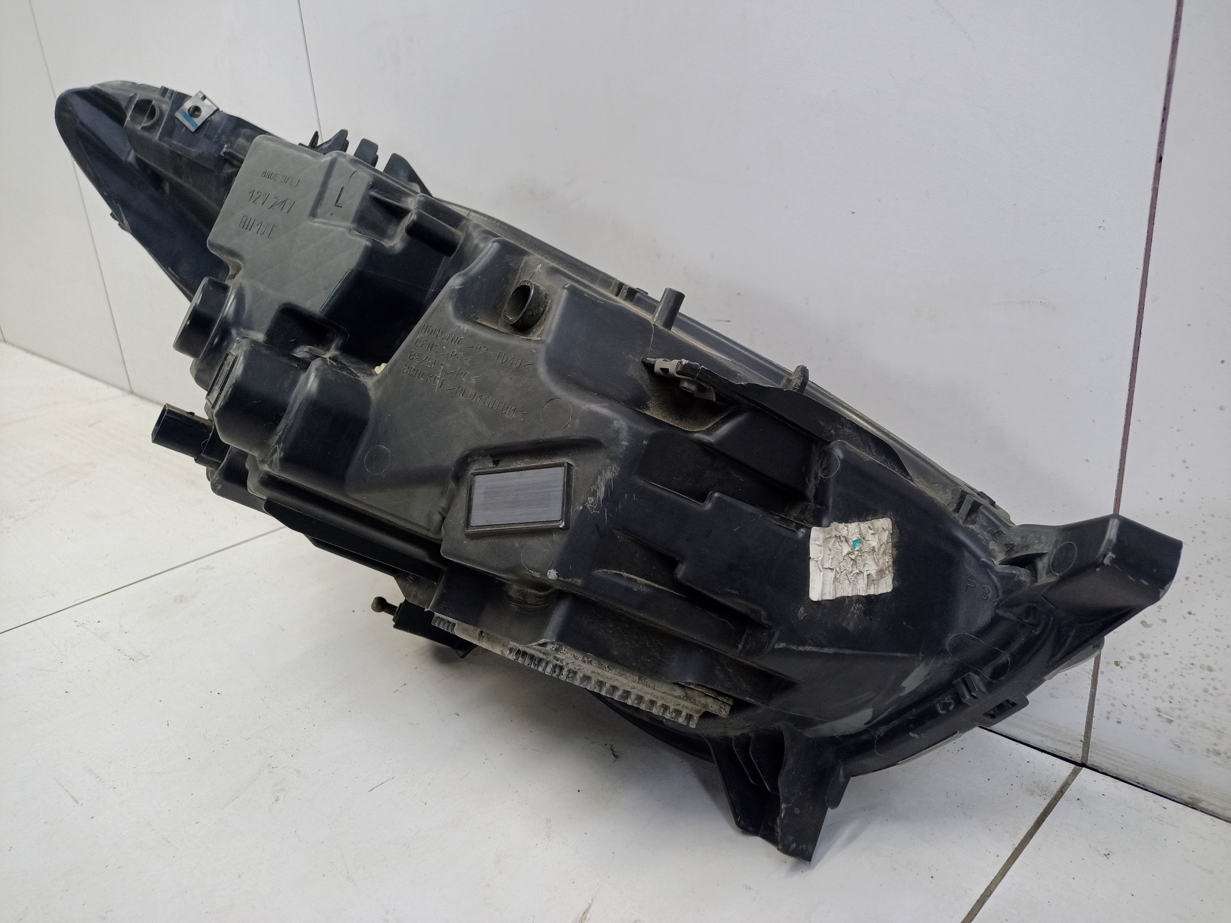 Фара передняя левая Ford Mondeo 5 LED