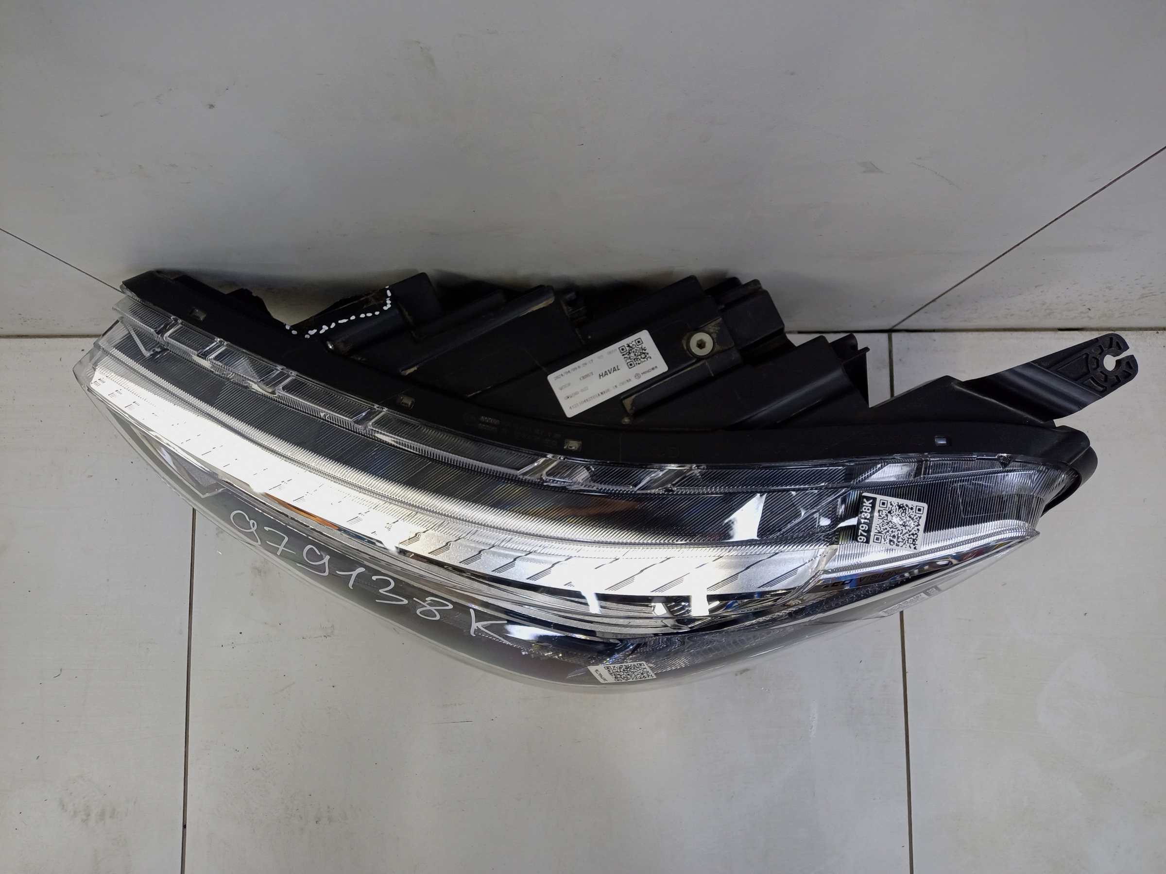 Фара передняя левая Haval Jolion LED