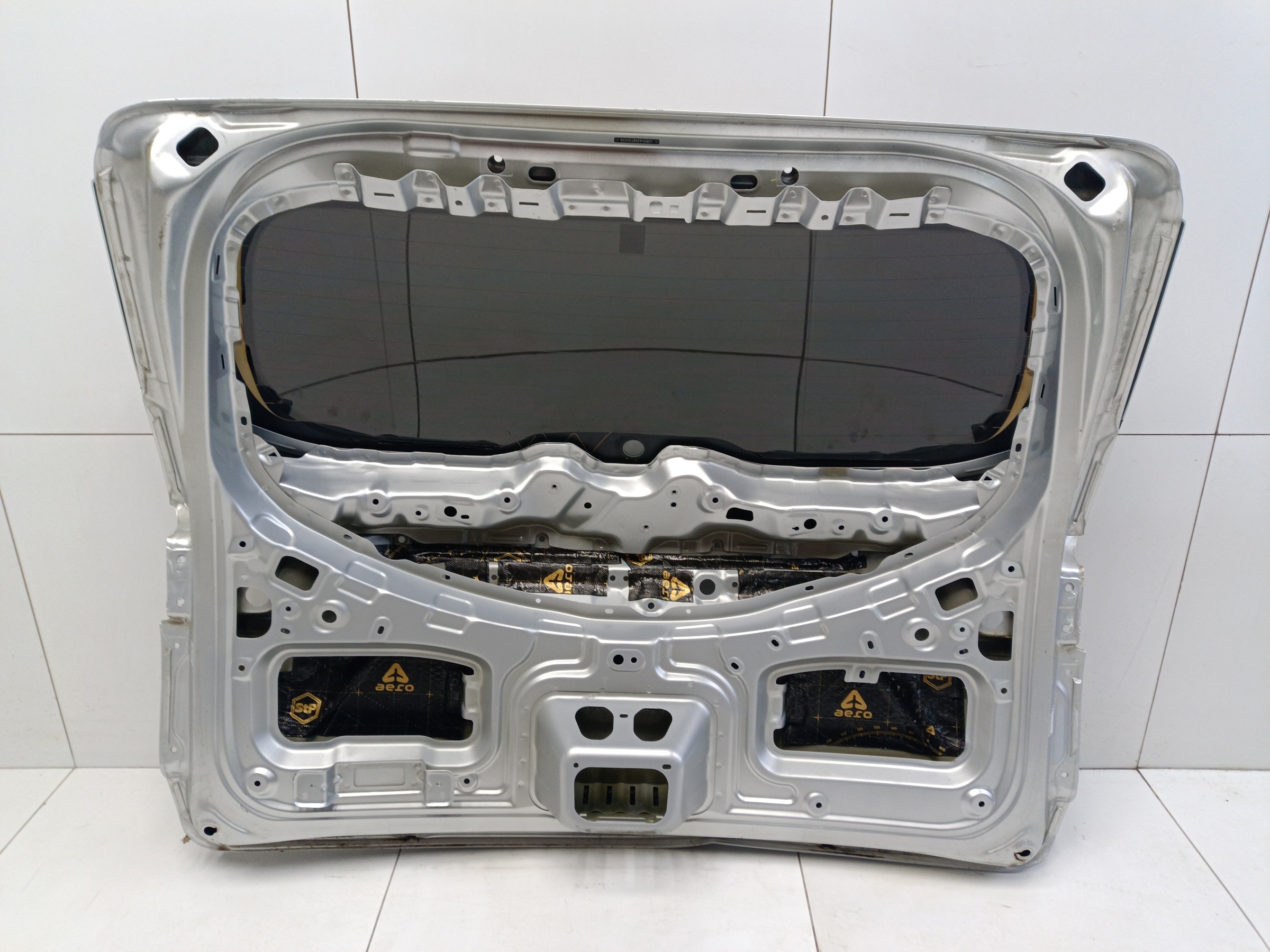 Крышка багажника Haval M6 2