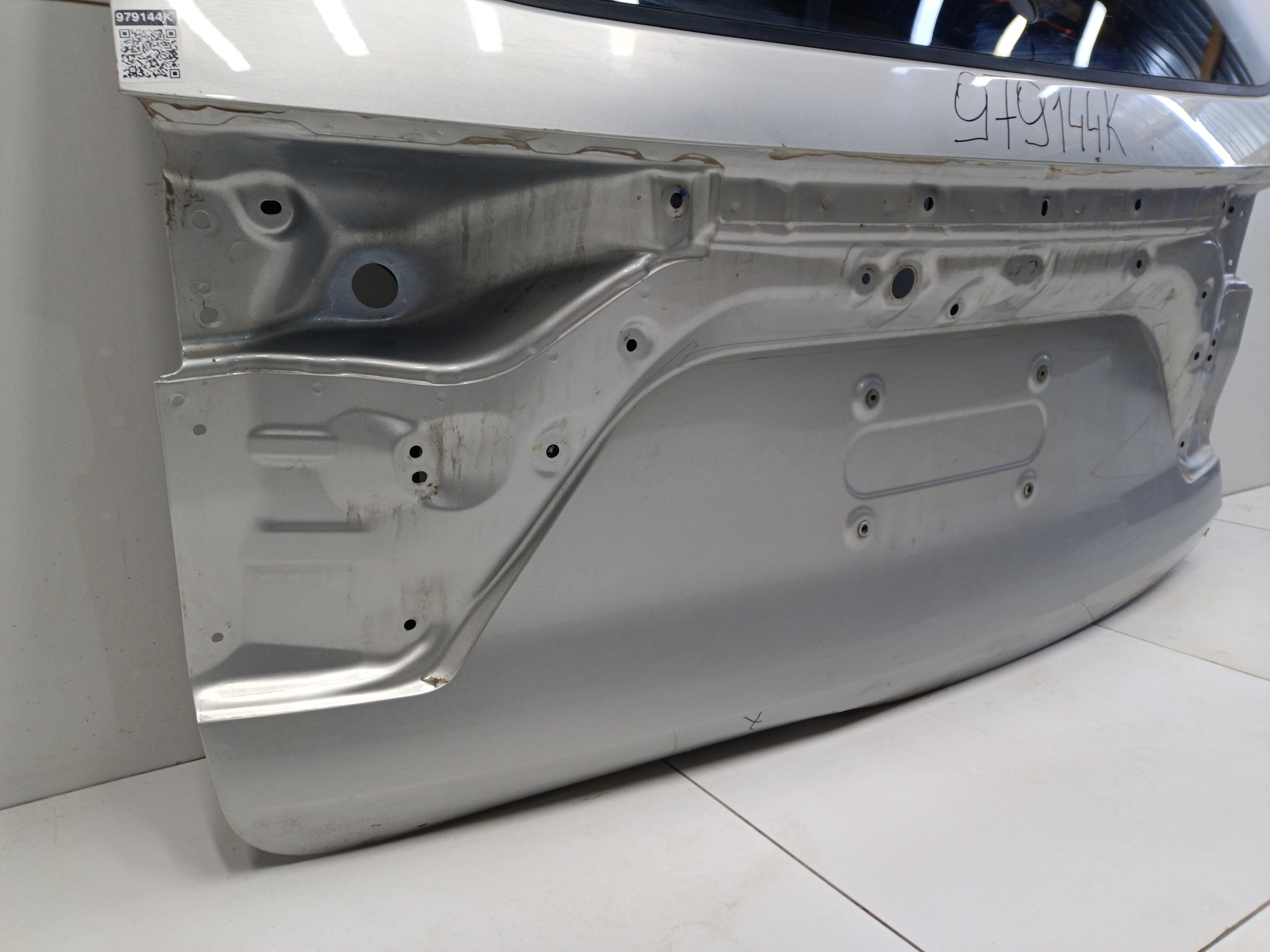 Крышка багажника Haval M6 2