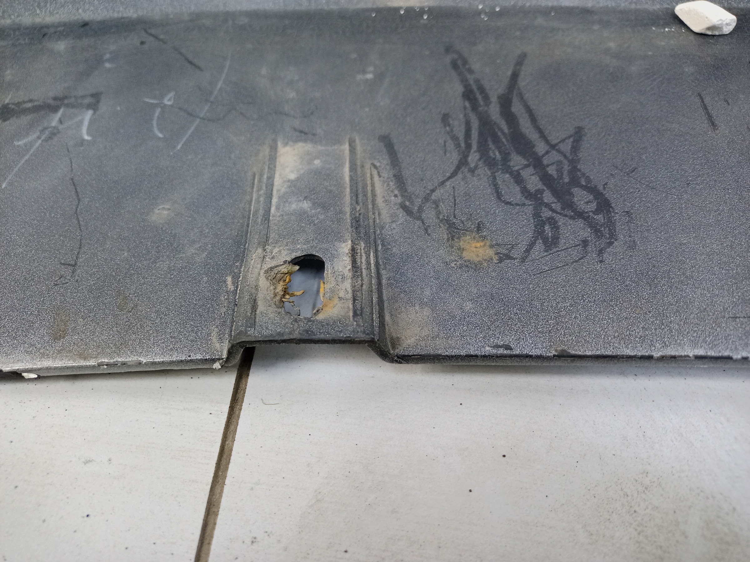 Накладка переднего бампера Exeed VX