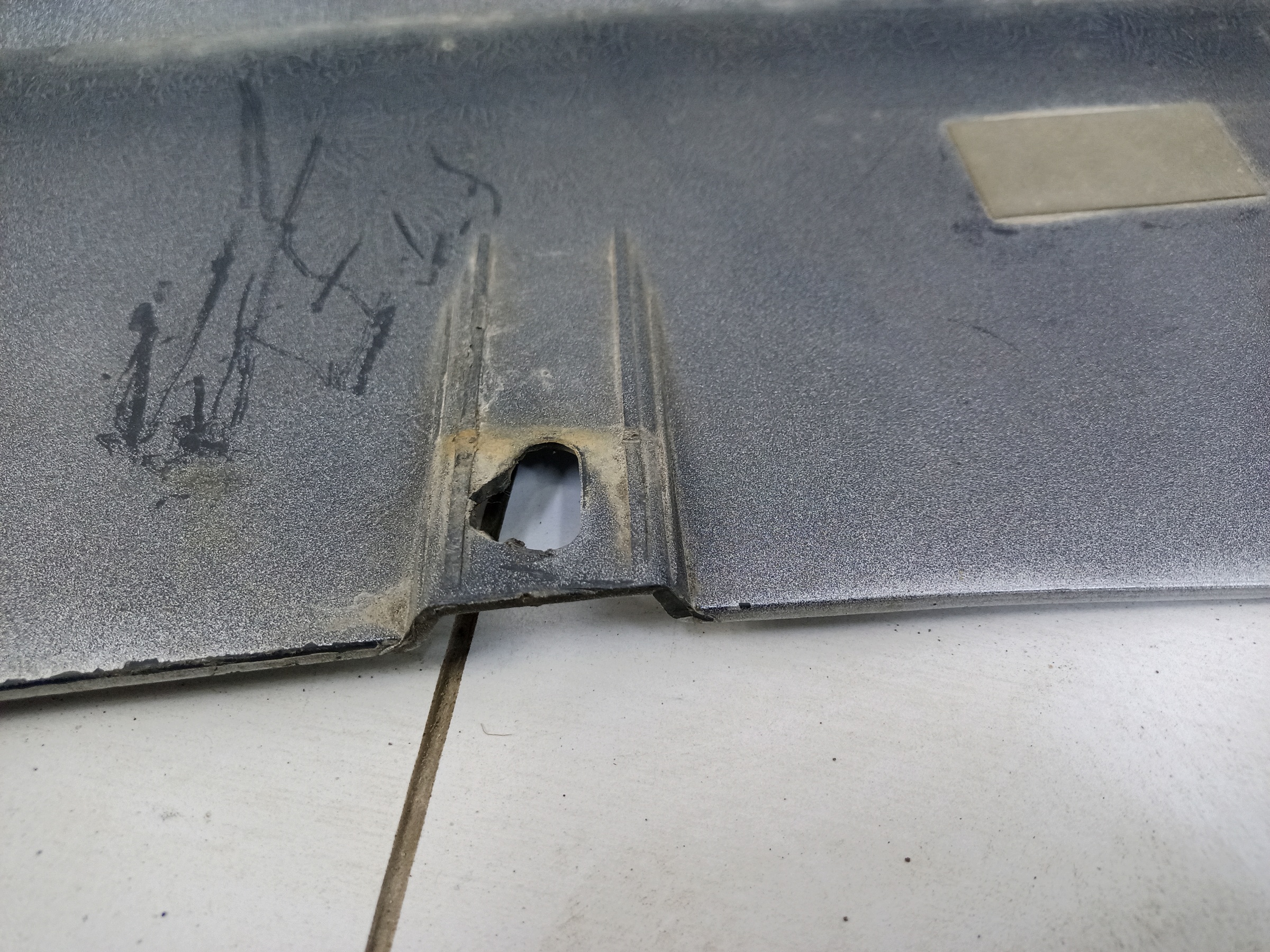 Накладка переднего бампера Exeed VX