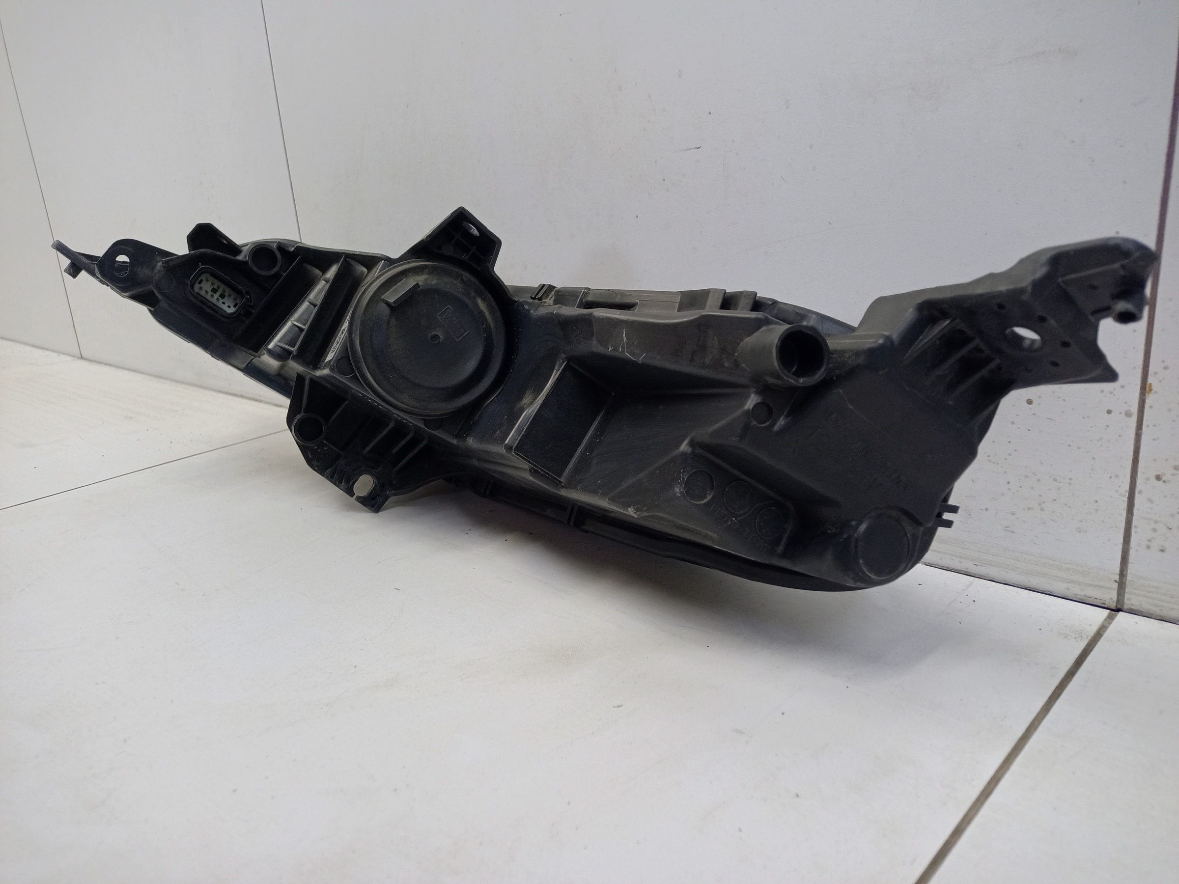 Фара ДХО передняя правая Haval F7 2