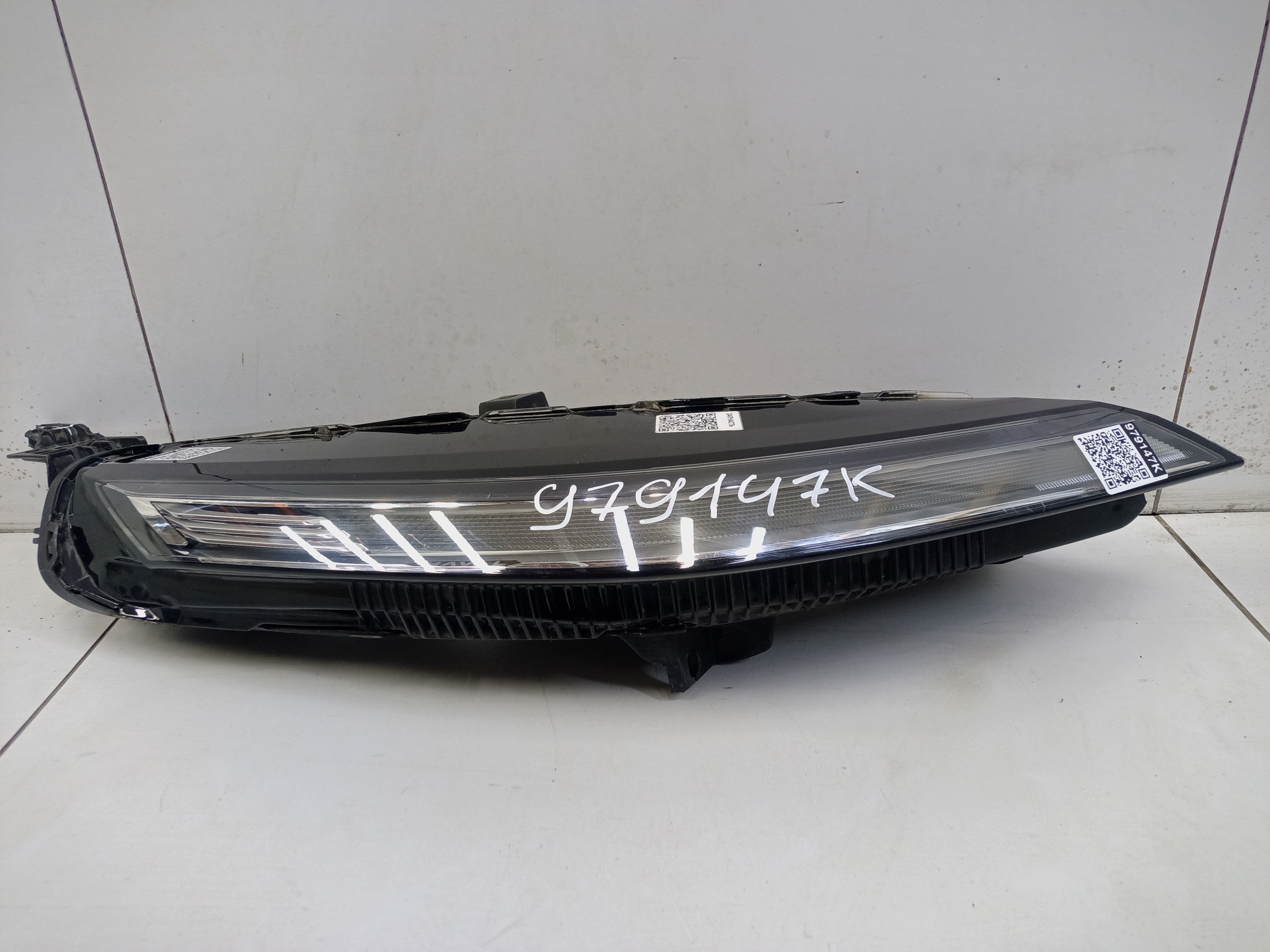 Фара ДХО передняя правая Haval F7 2