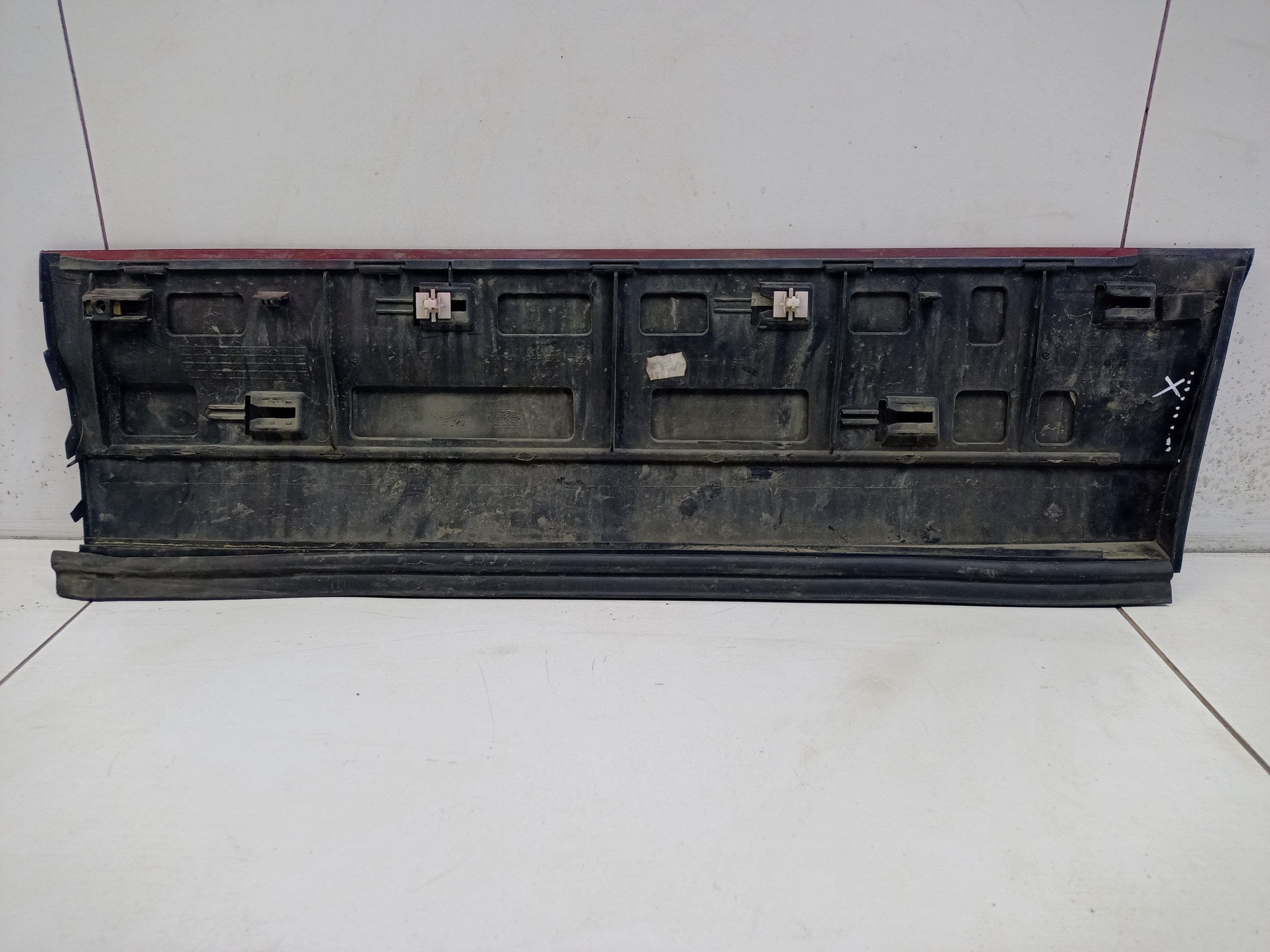 Накладка двери задней правой Porsche Cayenne 2 958