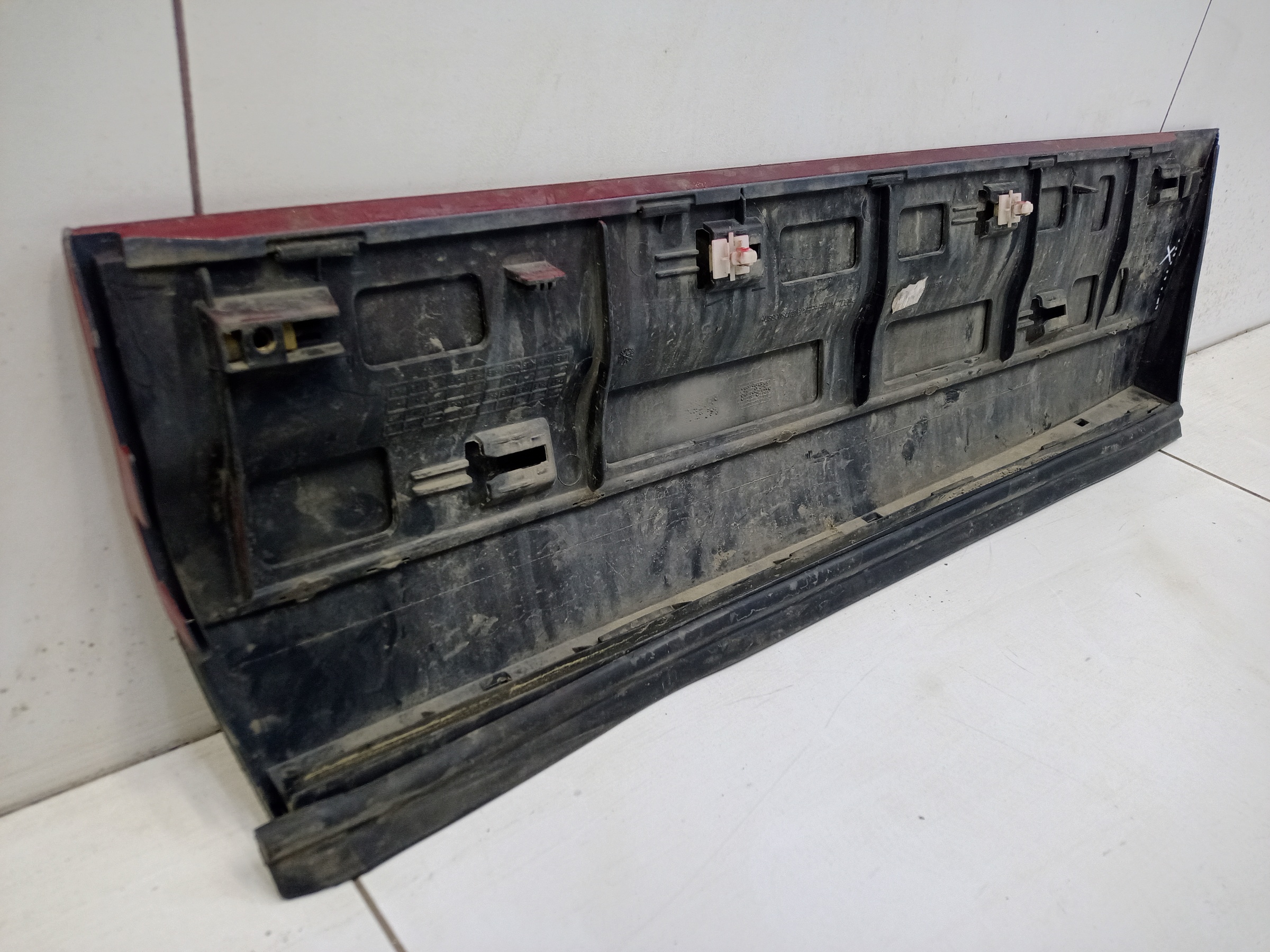 Накладка двери задней правой Porsche Cayenne 2 958