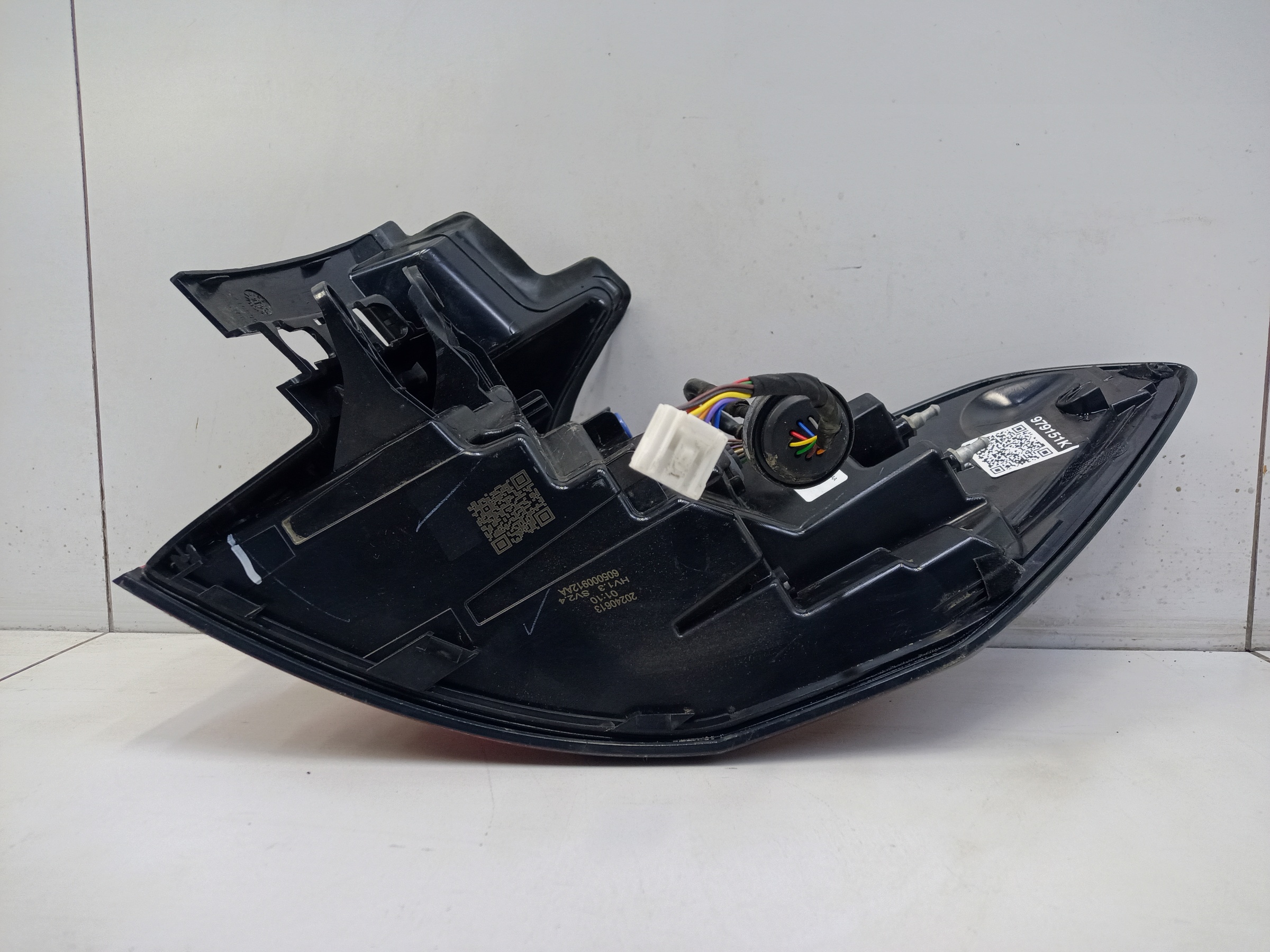 Фонарь задний левый наружный Chery Tiggo 8 Pro