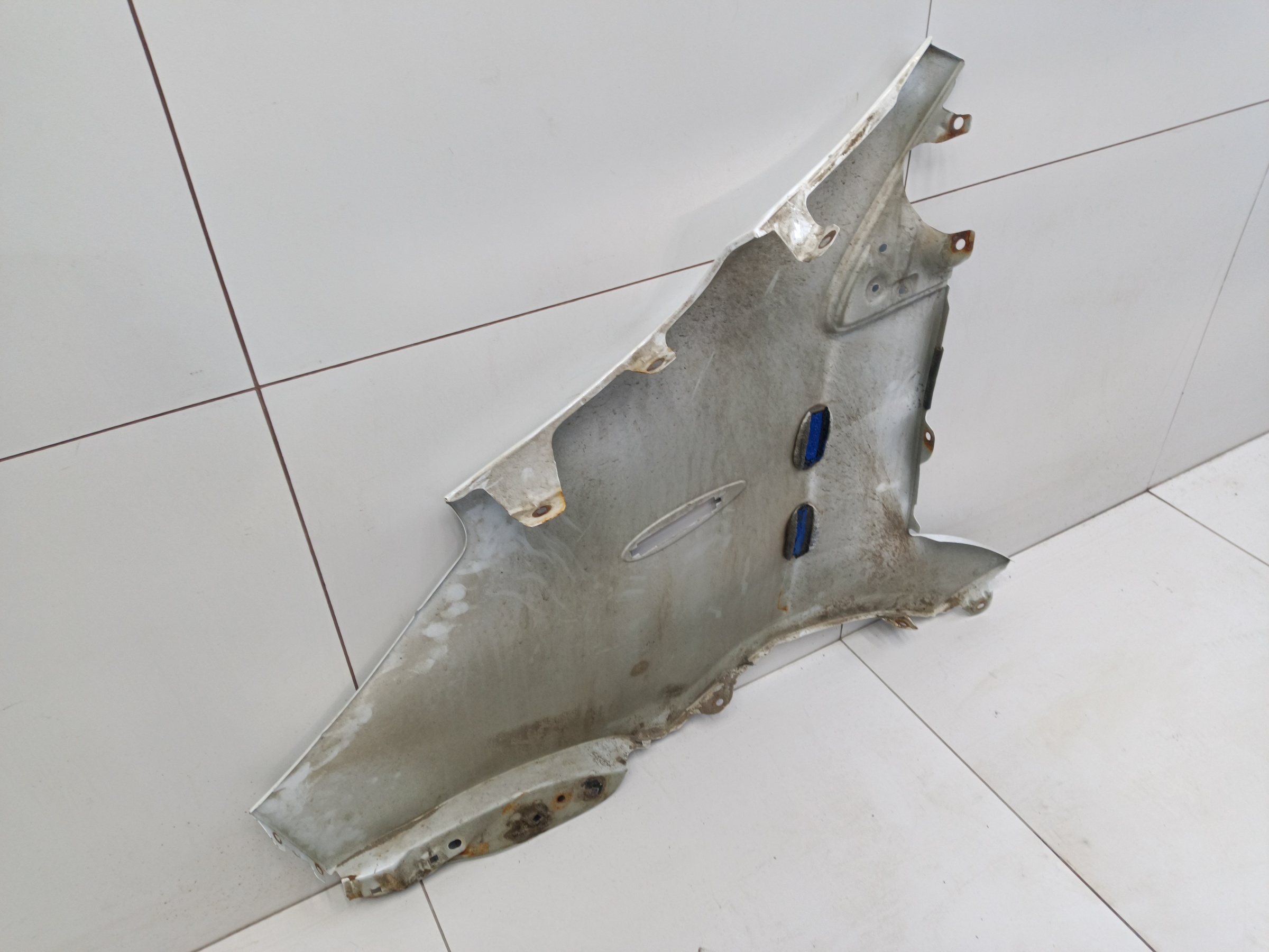 Крыло переднее правое Sollers Atlant