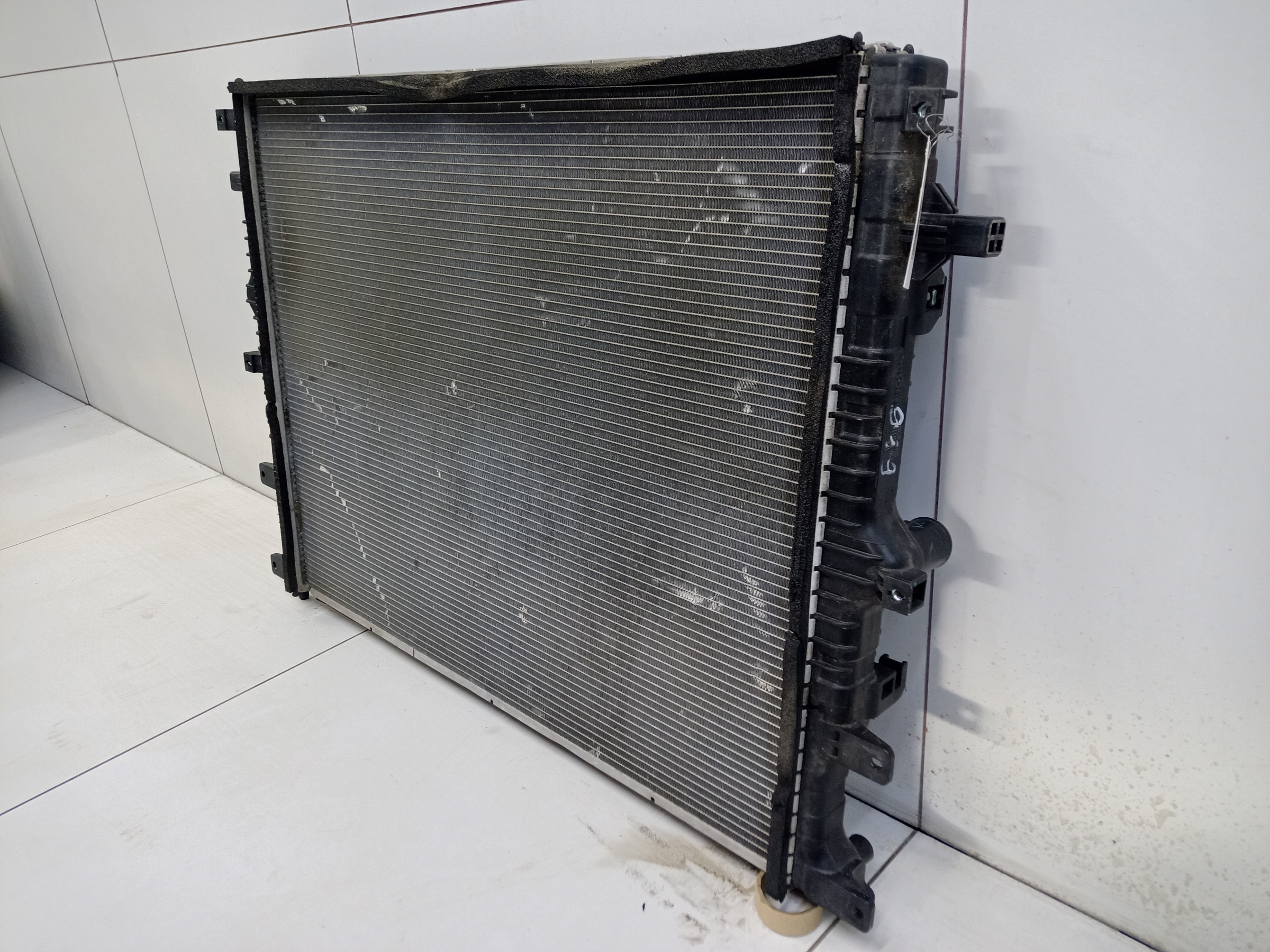 Радиатор охлаждения двигателя Jetour Dashing