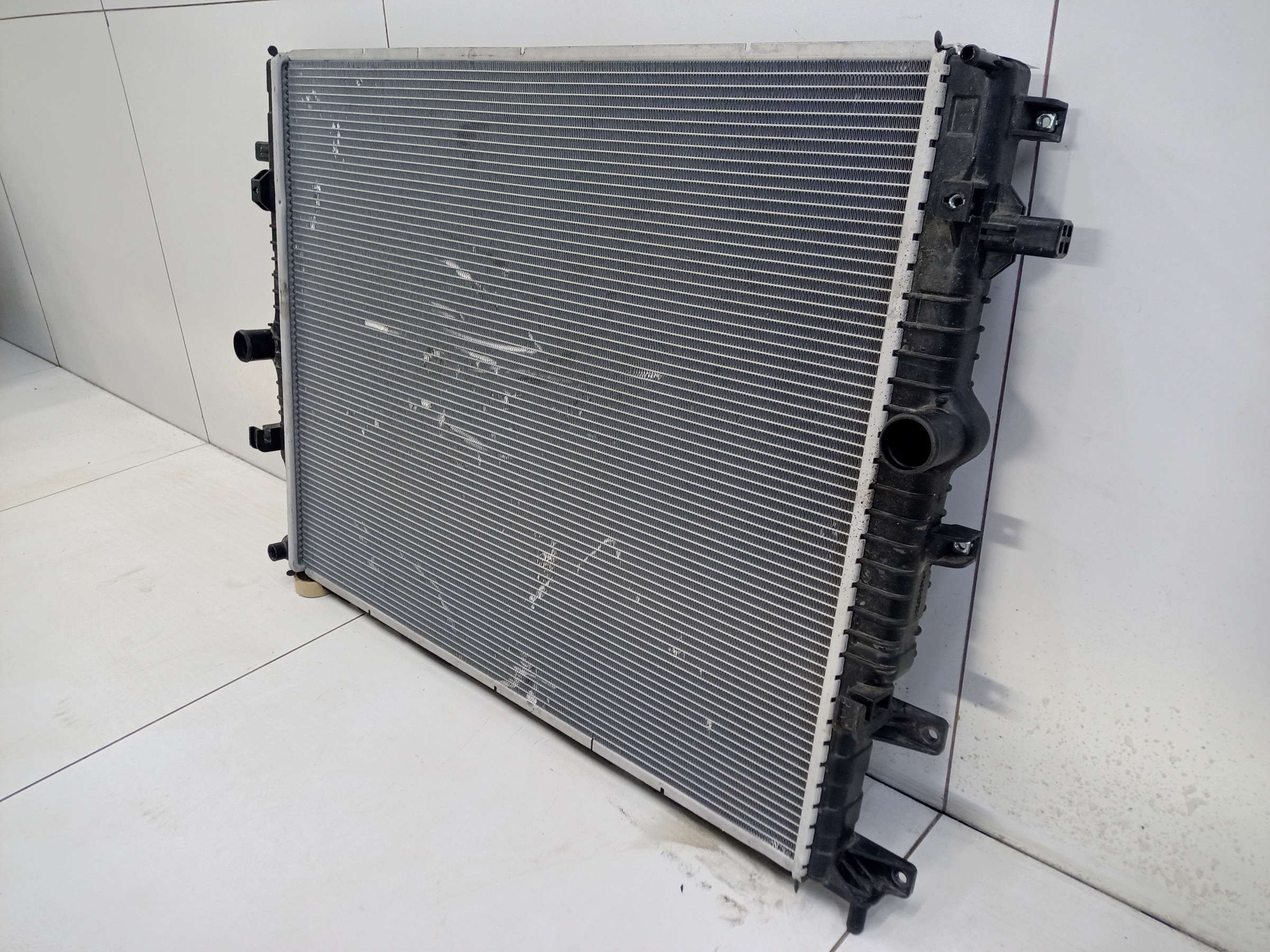 Радиатор охлаждения двигателя Jetour Dashing