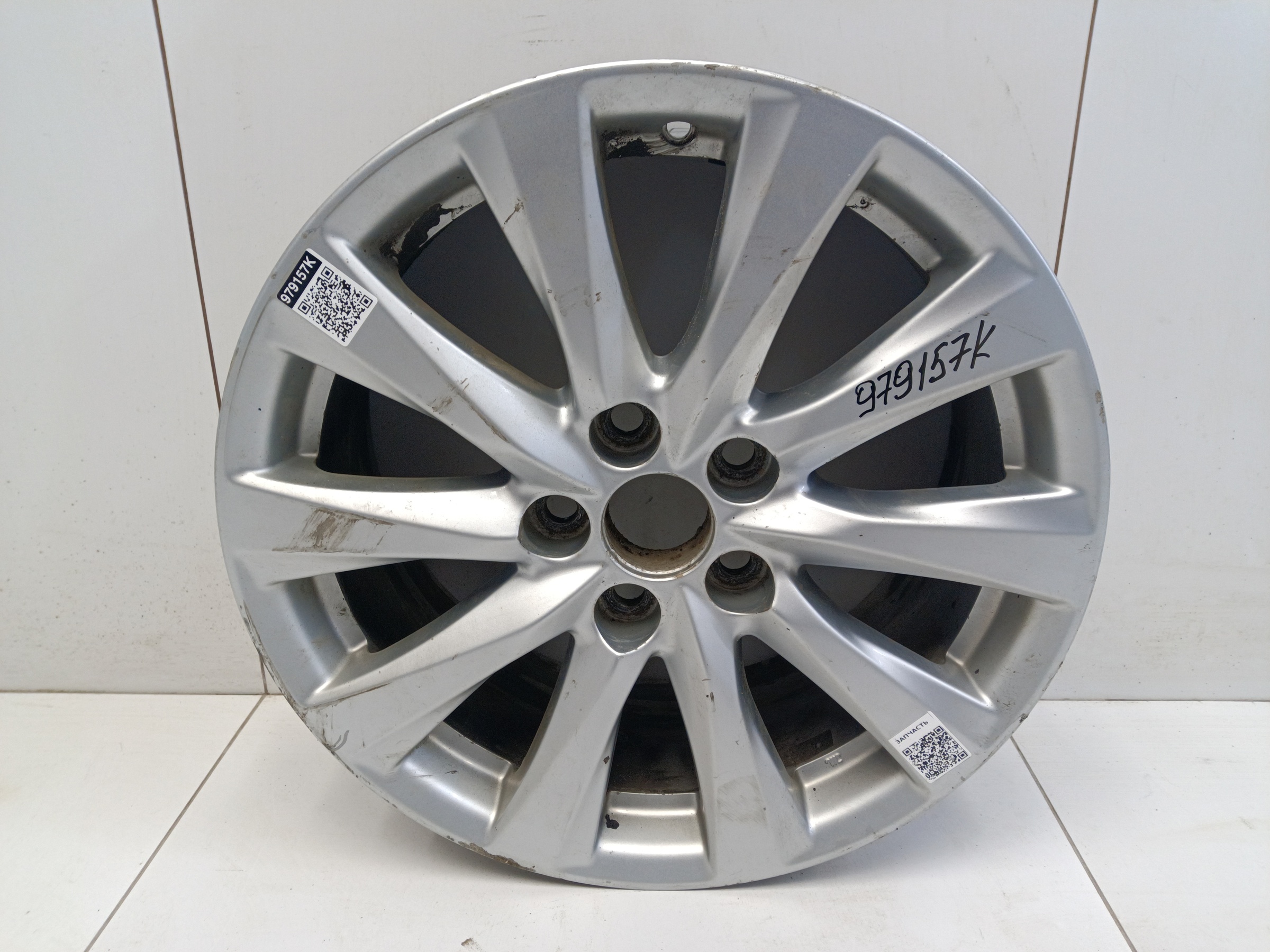 Диск колеса литой Toyota Camry V70 R17