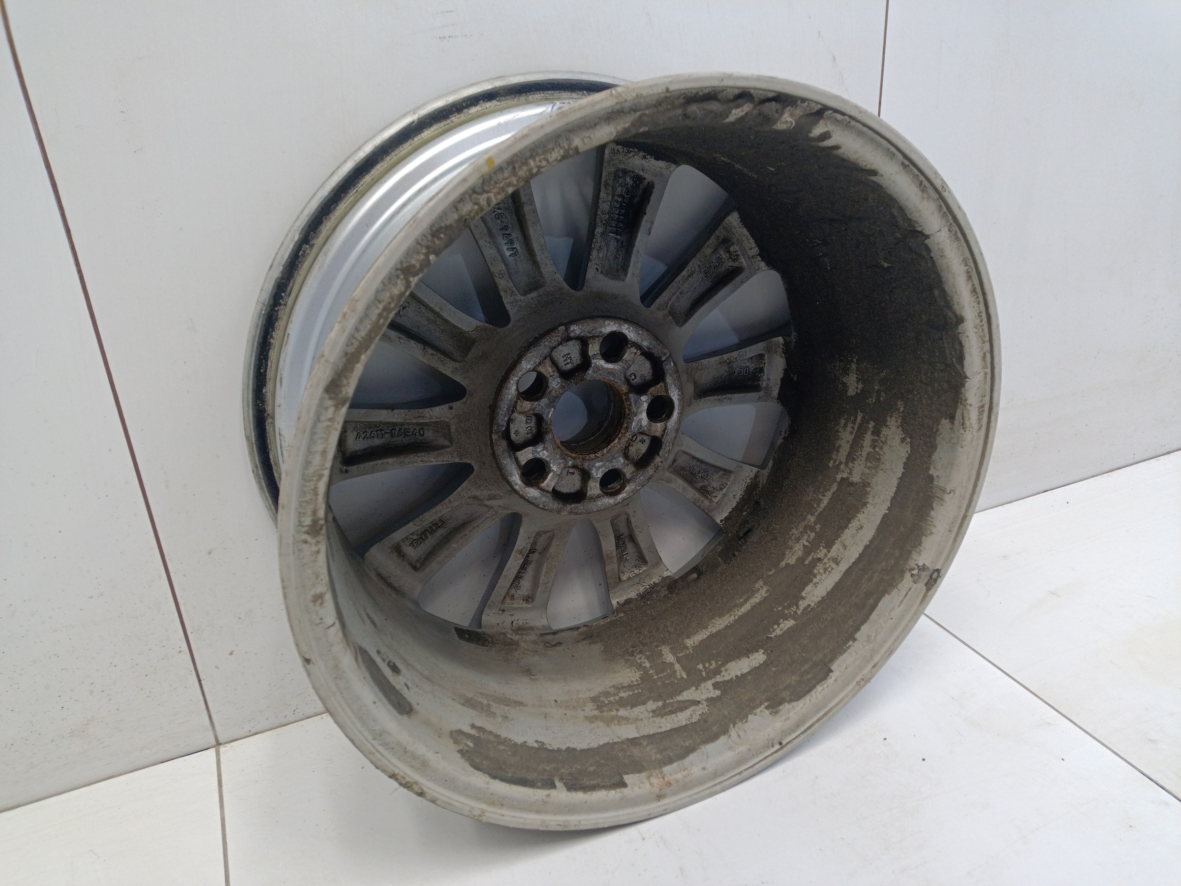 Диск колеса литой Toyota Camry V70 R17