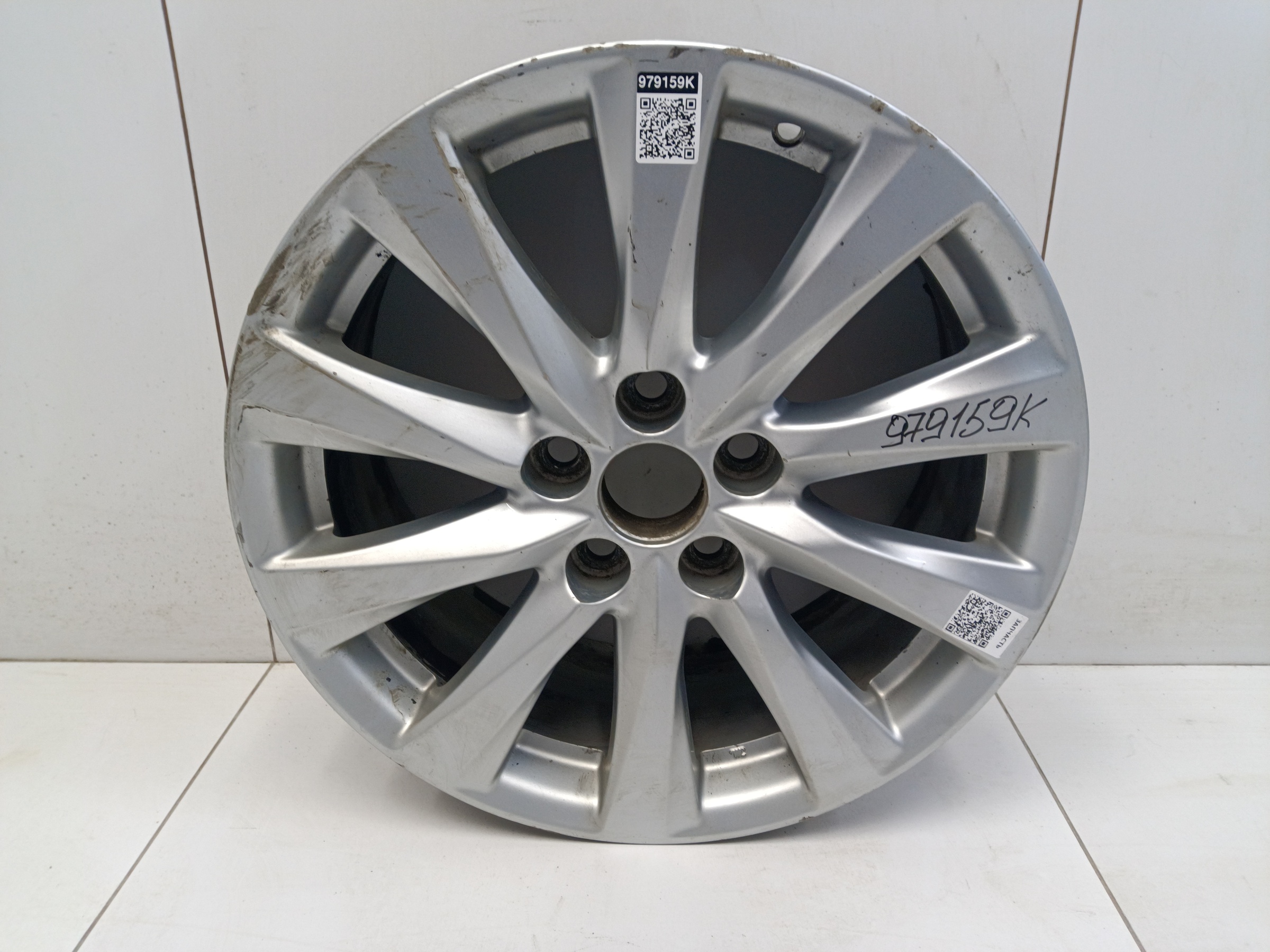 Диск колеса литой Toyota Camry V70 R17