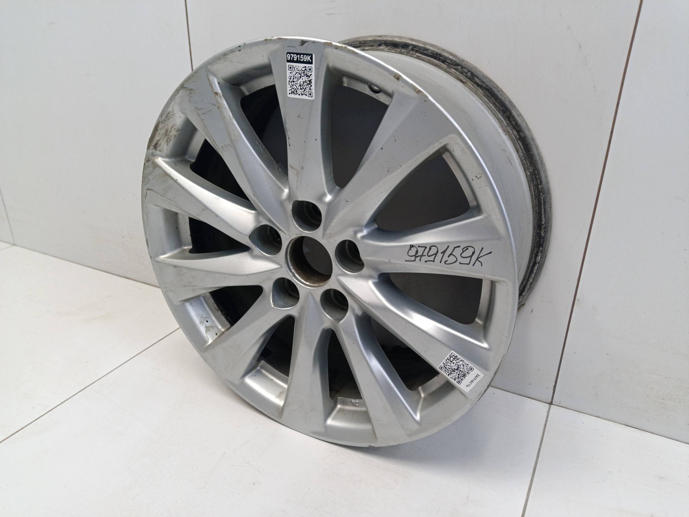 Диск колеса литой Toyota Camry V70 R17