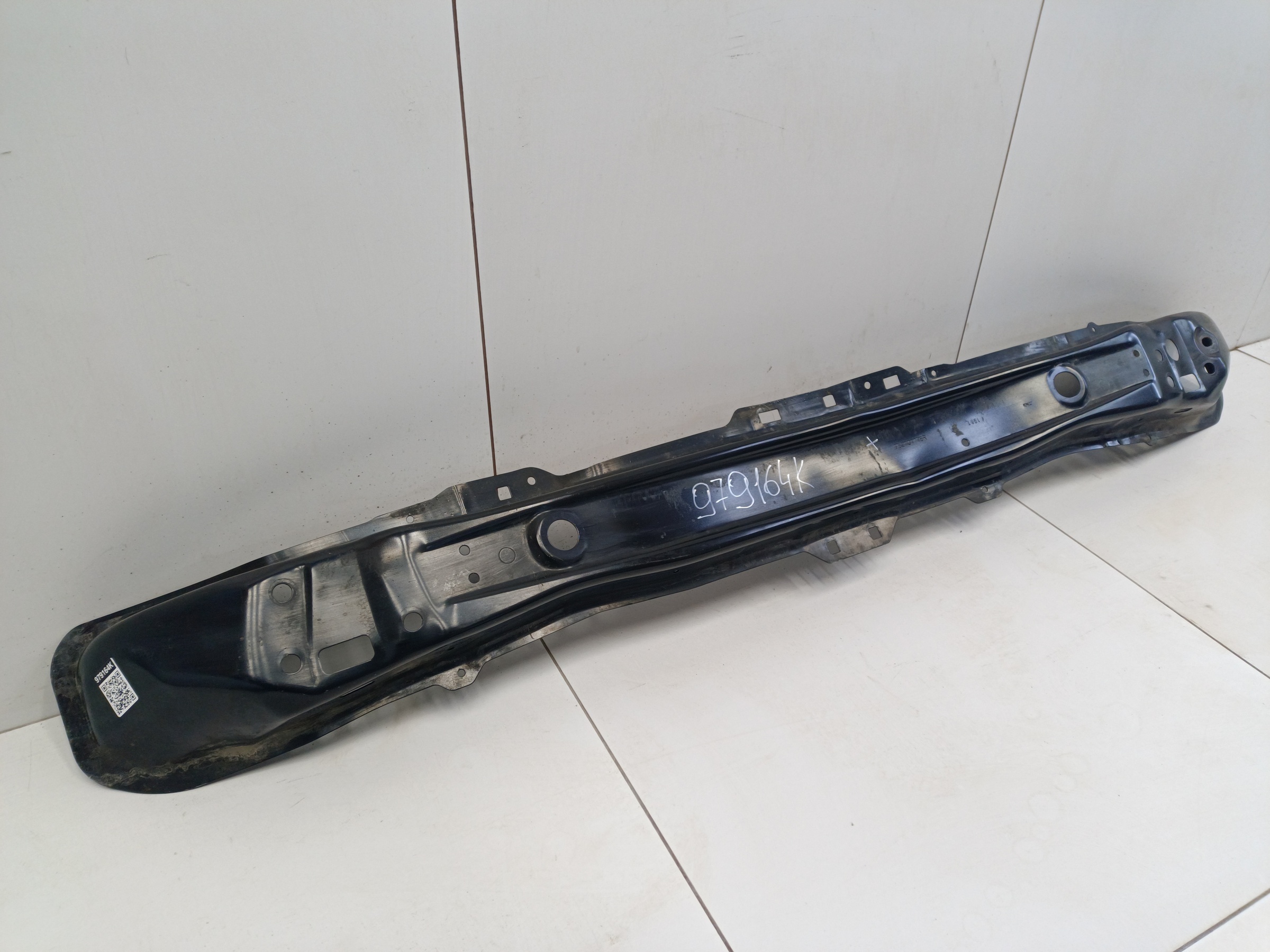 Усилитель переднего бампера Renault Arkana