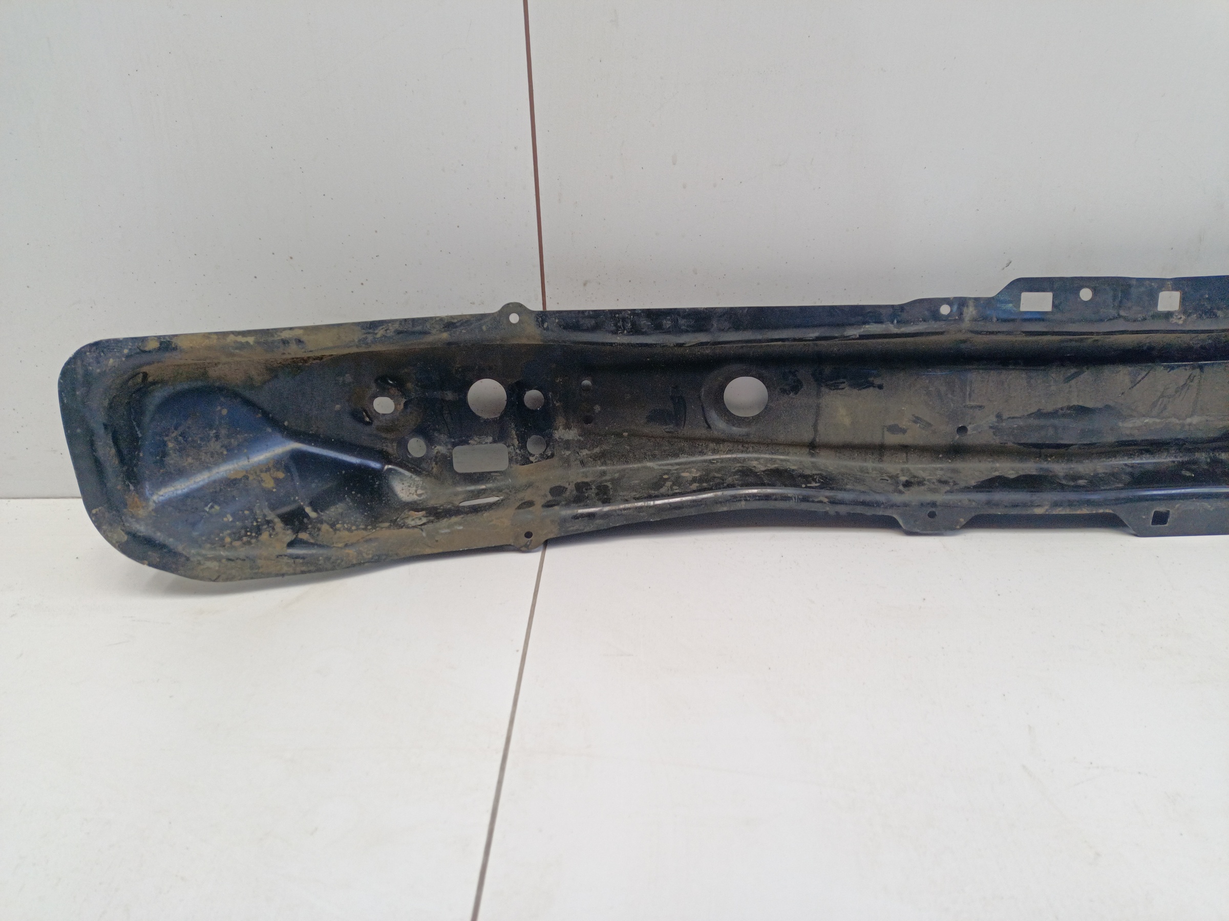 Усилитель переднего бампера Renault Arkana