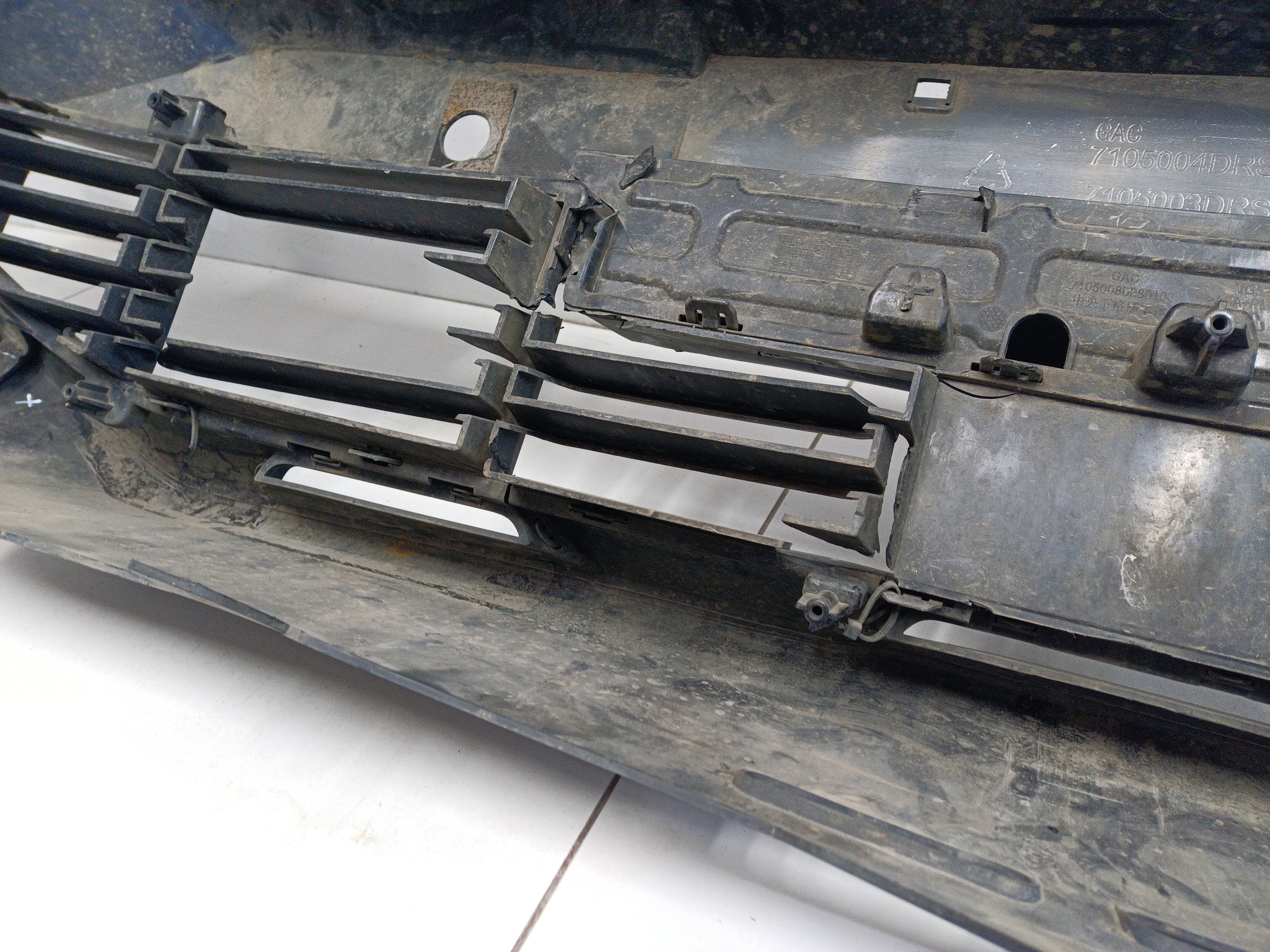 Бампер передний Gac GS8 2