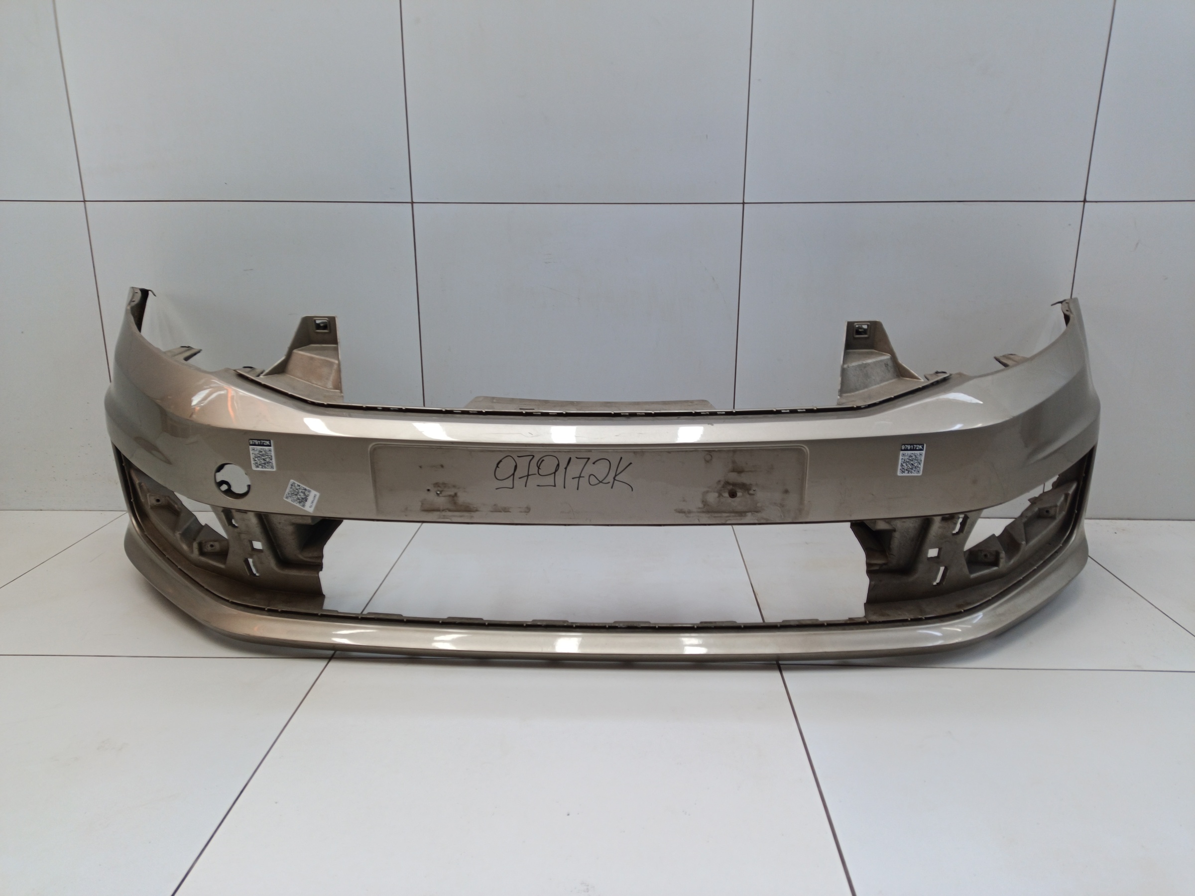 Бампер передний Volkswagen Polo 5 Sedan Restail