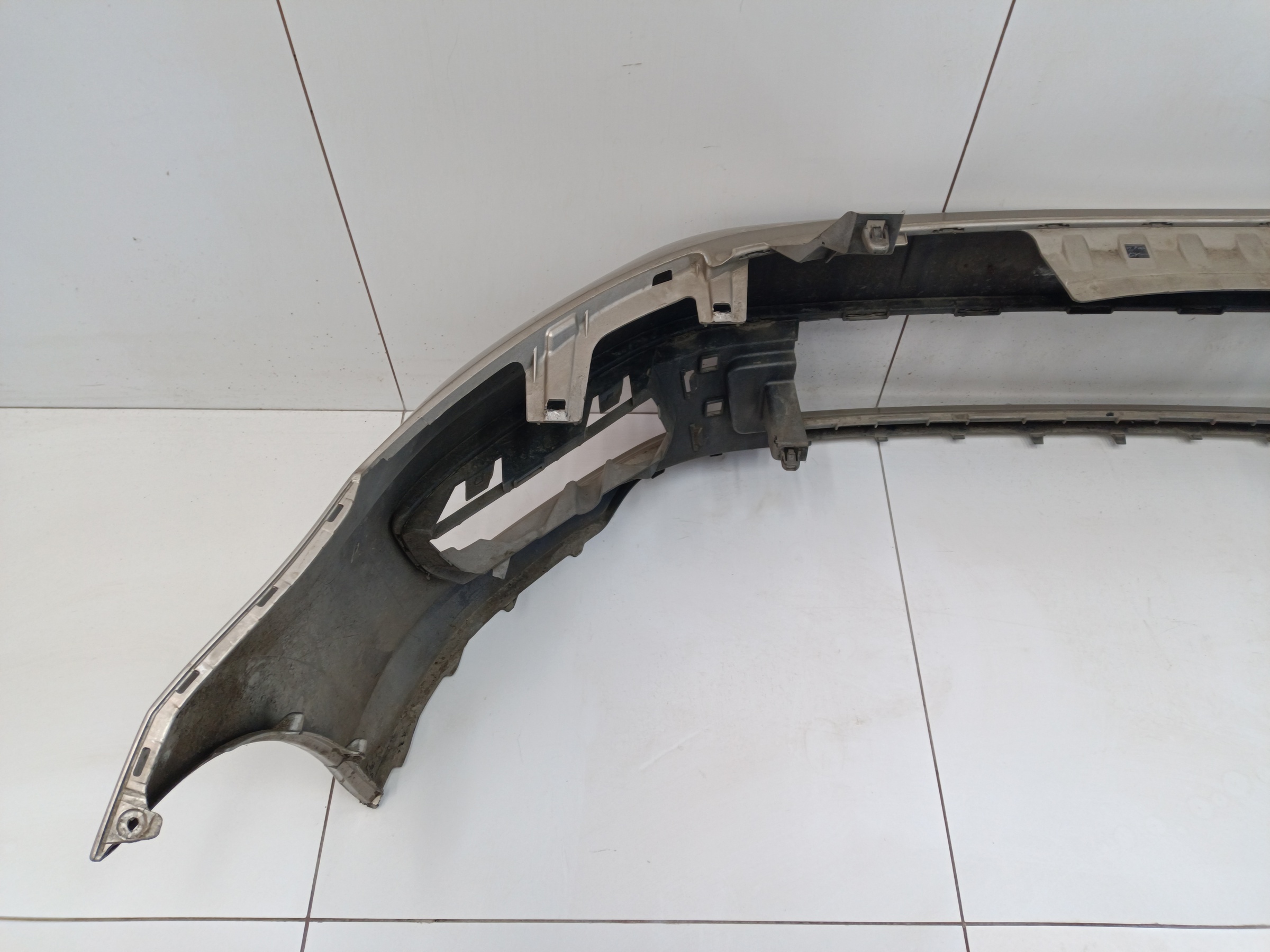 Бампер передний Volkswagen Polo 5 Sedan Restail