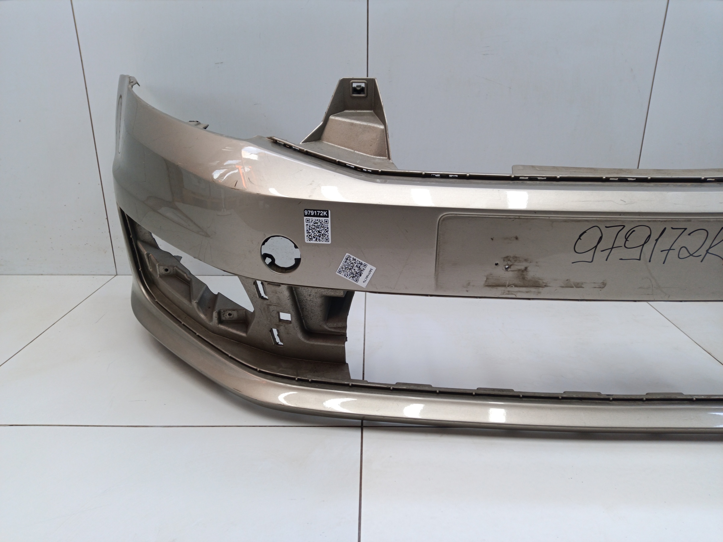 Бампер передний Volkswagen Polo 5 Sedan Restail