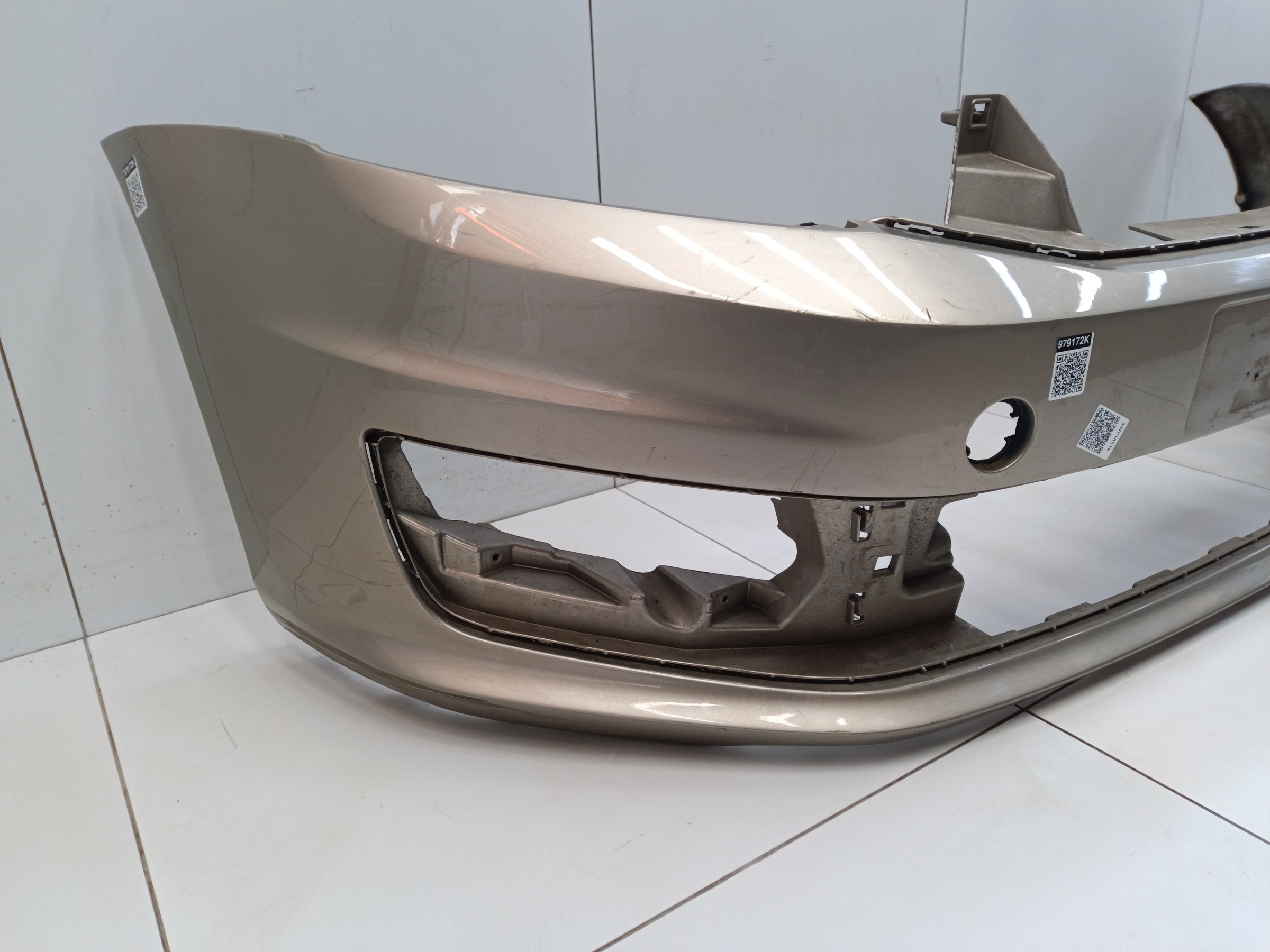 Бампер передний Volkswagen Polo 5 Sedan Restail