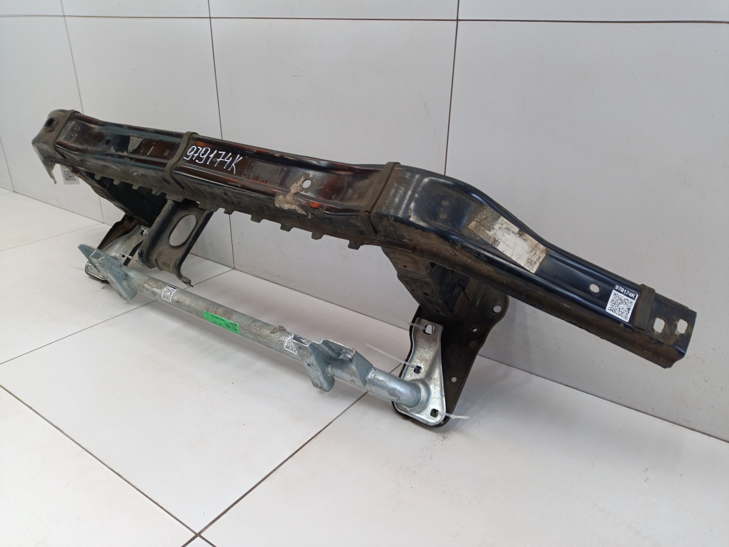 Усилитель переднего бампера Mercedes Benz GLE-klasse W166