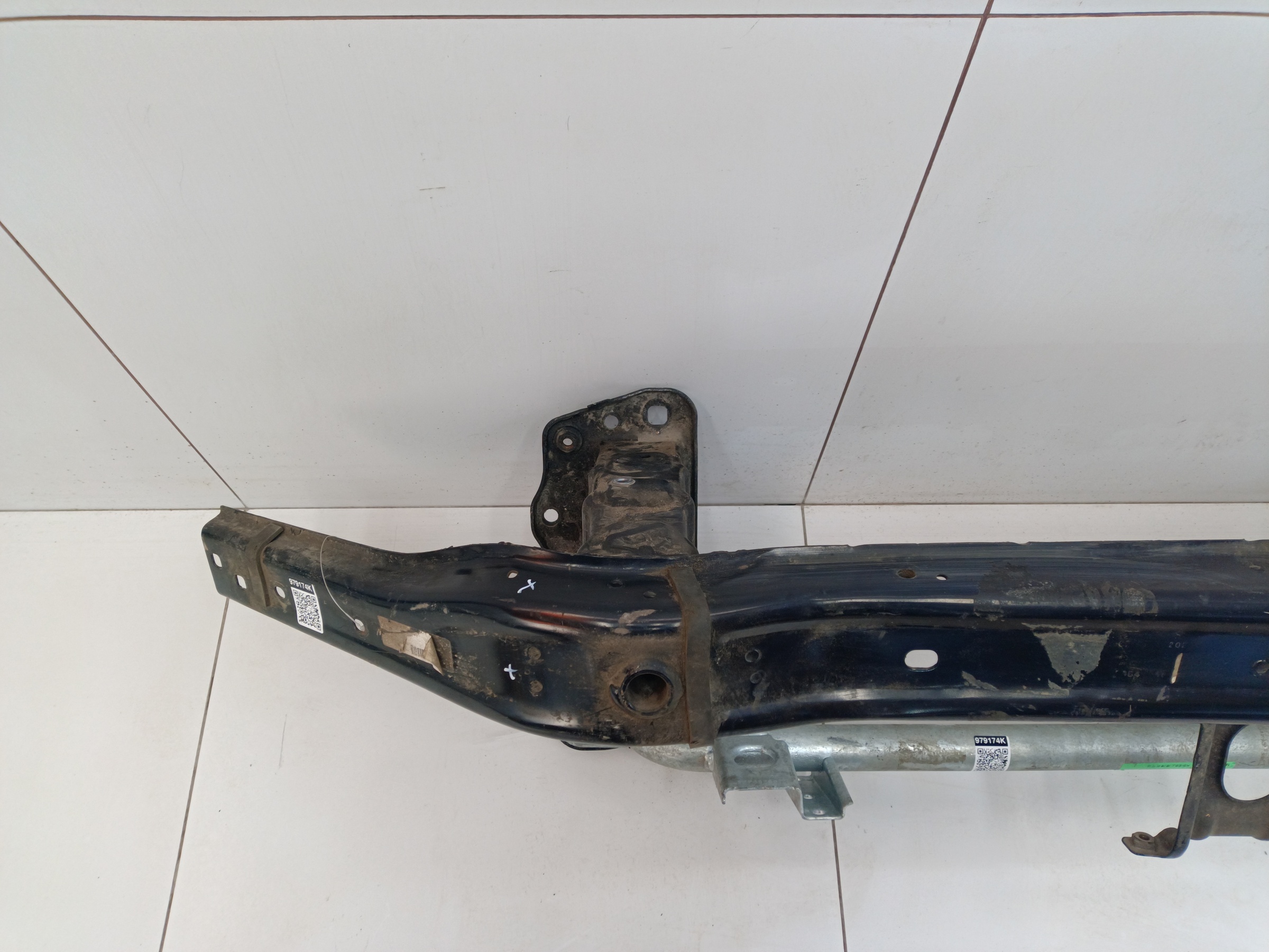 Усилитель переднего бампера Mercedes Benz GLE-klasse W166