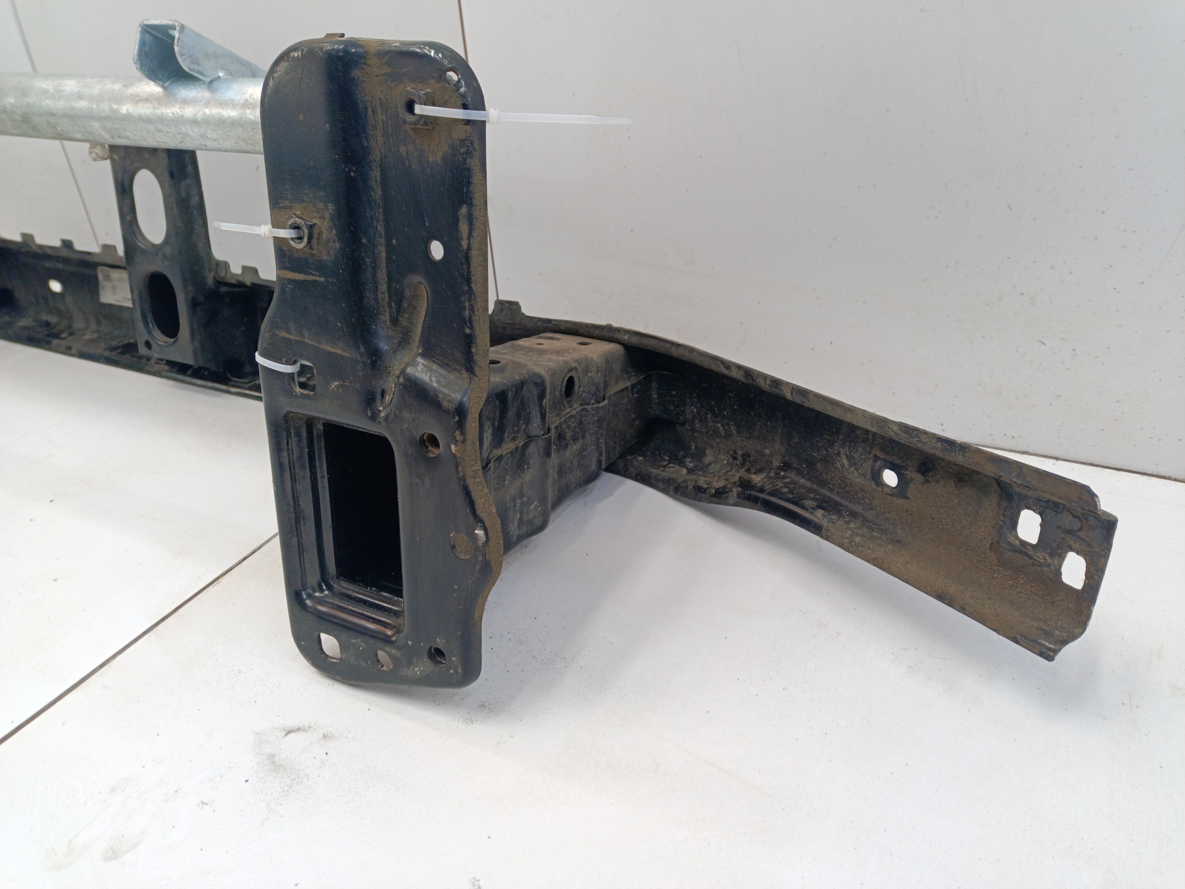 Усилитель переднего бампера Mercedes Benz GLE-klasse W166