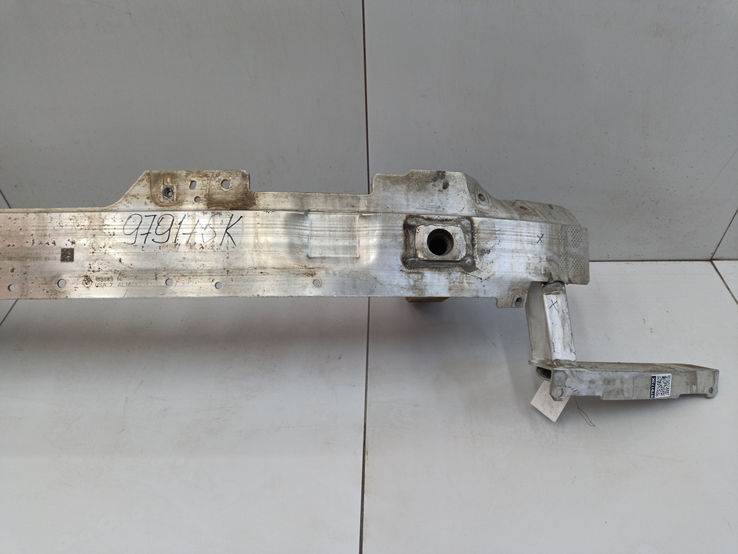 Усилитель переднего бампера BMW X7 G07