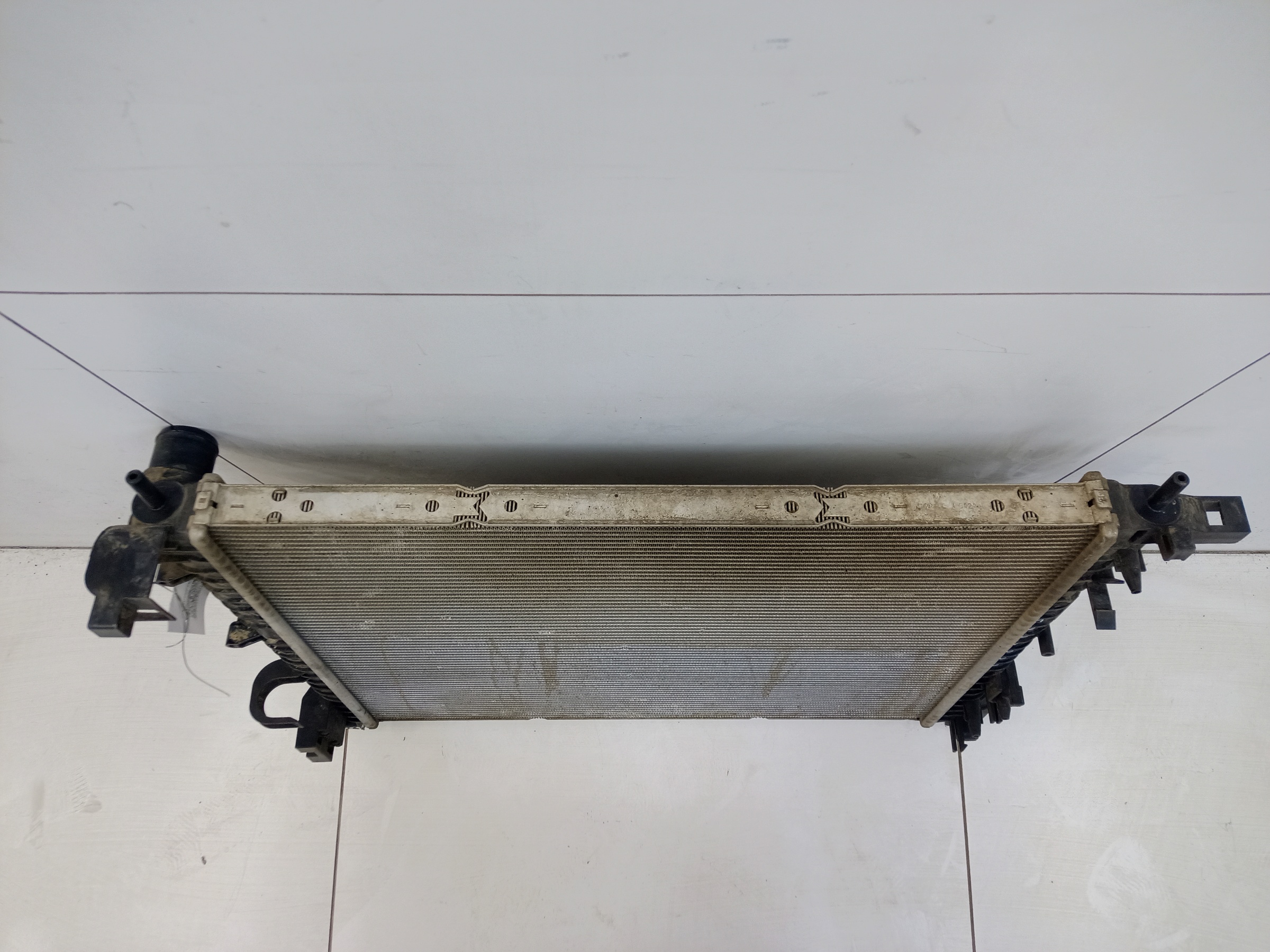 Радиатор охлаждения двигателя Renault Arkana