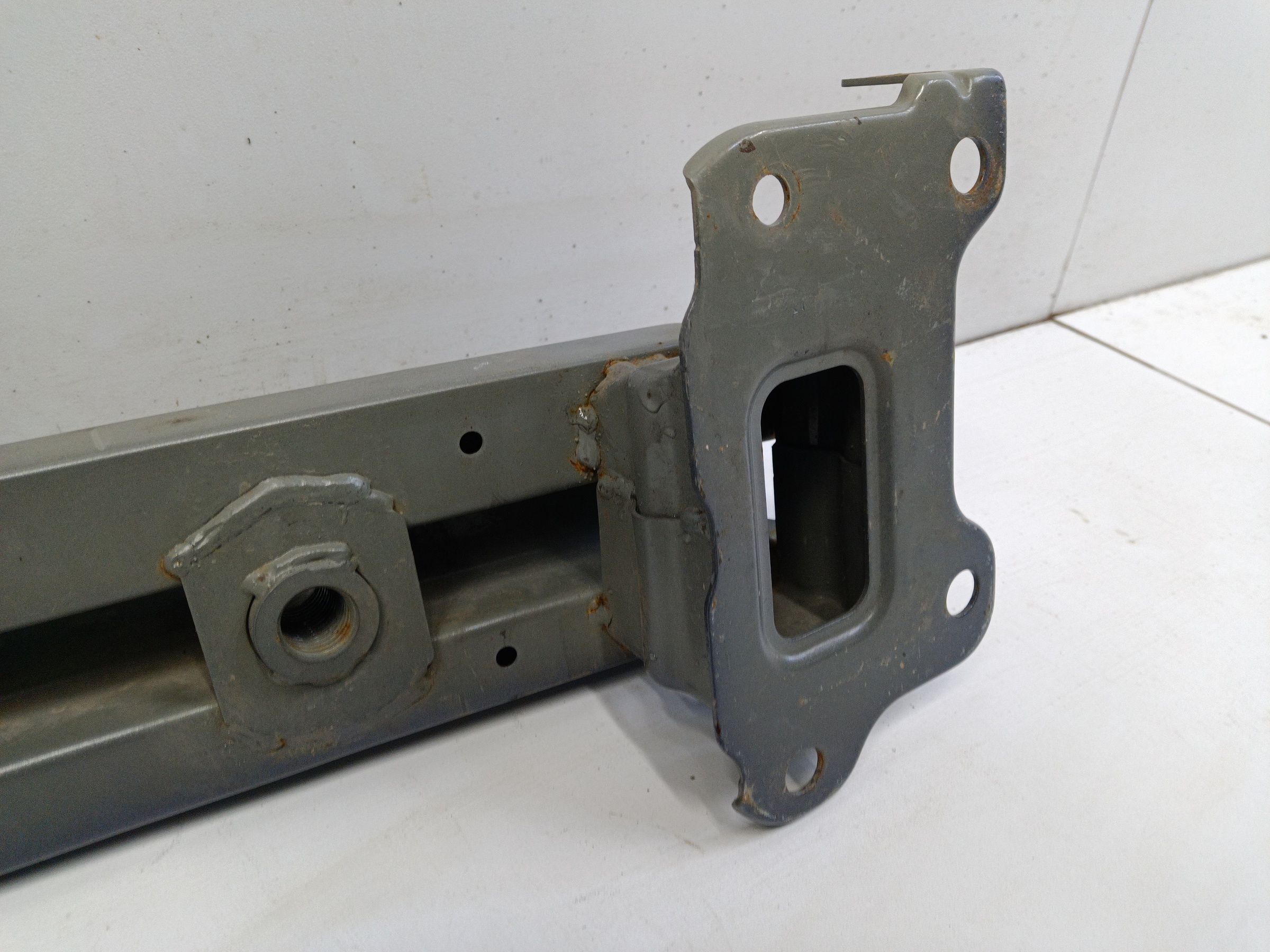 Усилитель переднего бампера Chery Tiggo 8 Pro Max