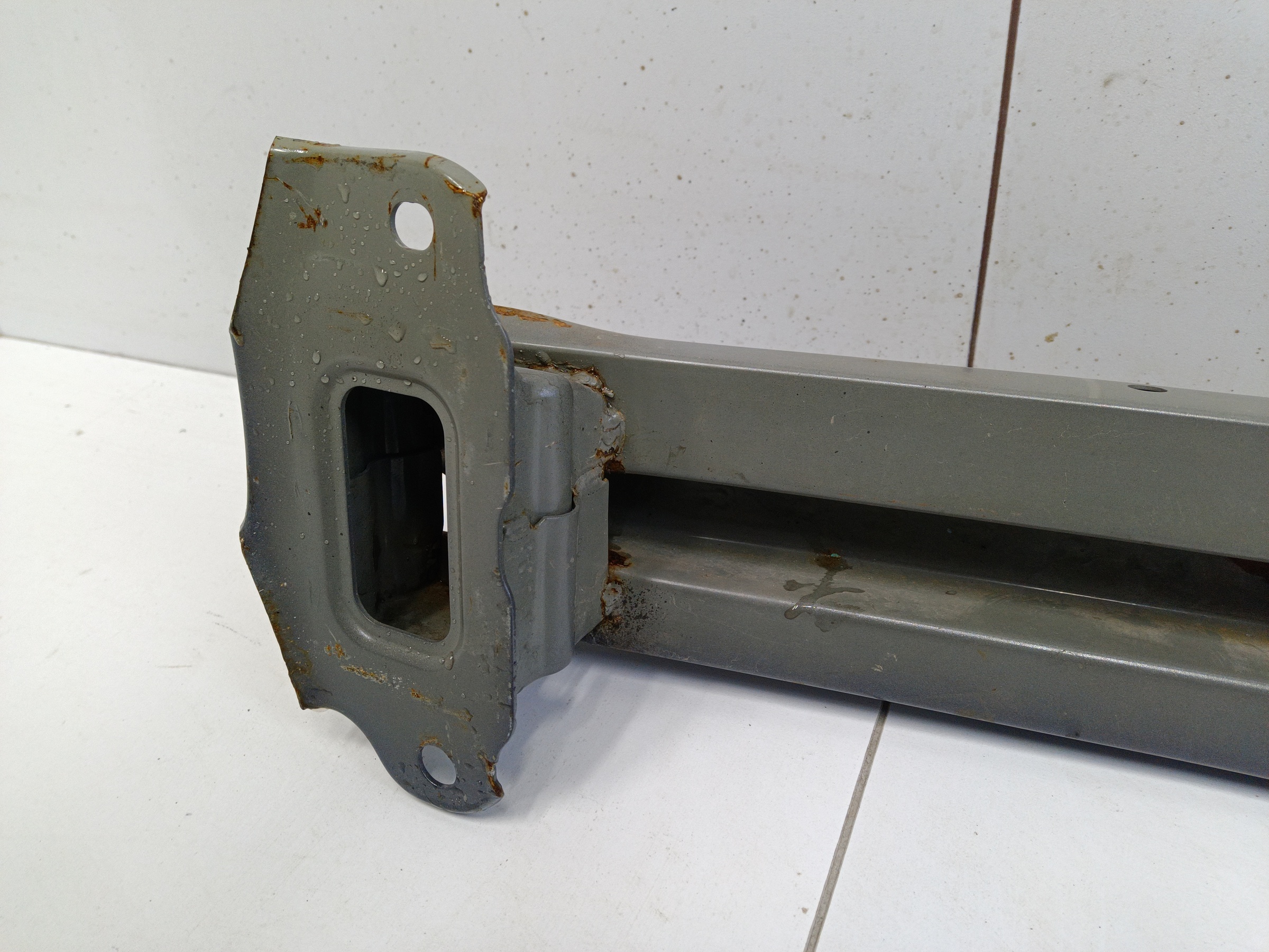 Усилитель переднего бампера Chery Tiggo 8 Pro Max