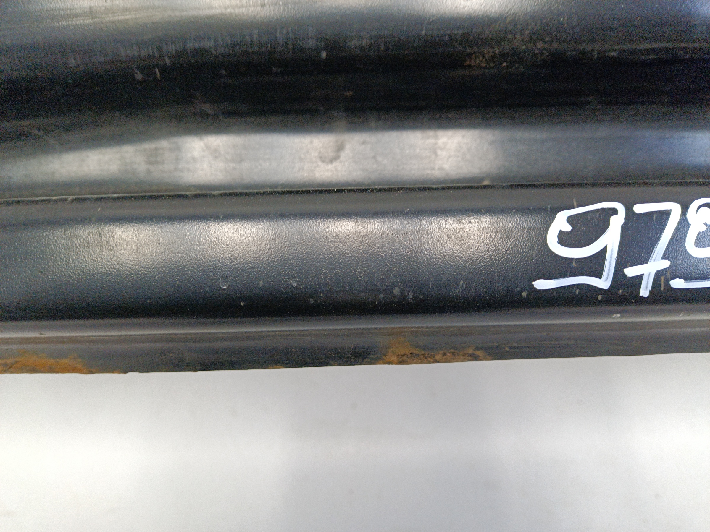 Усилитель заднего бампера Volkswagen Tiguan 2