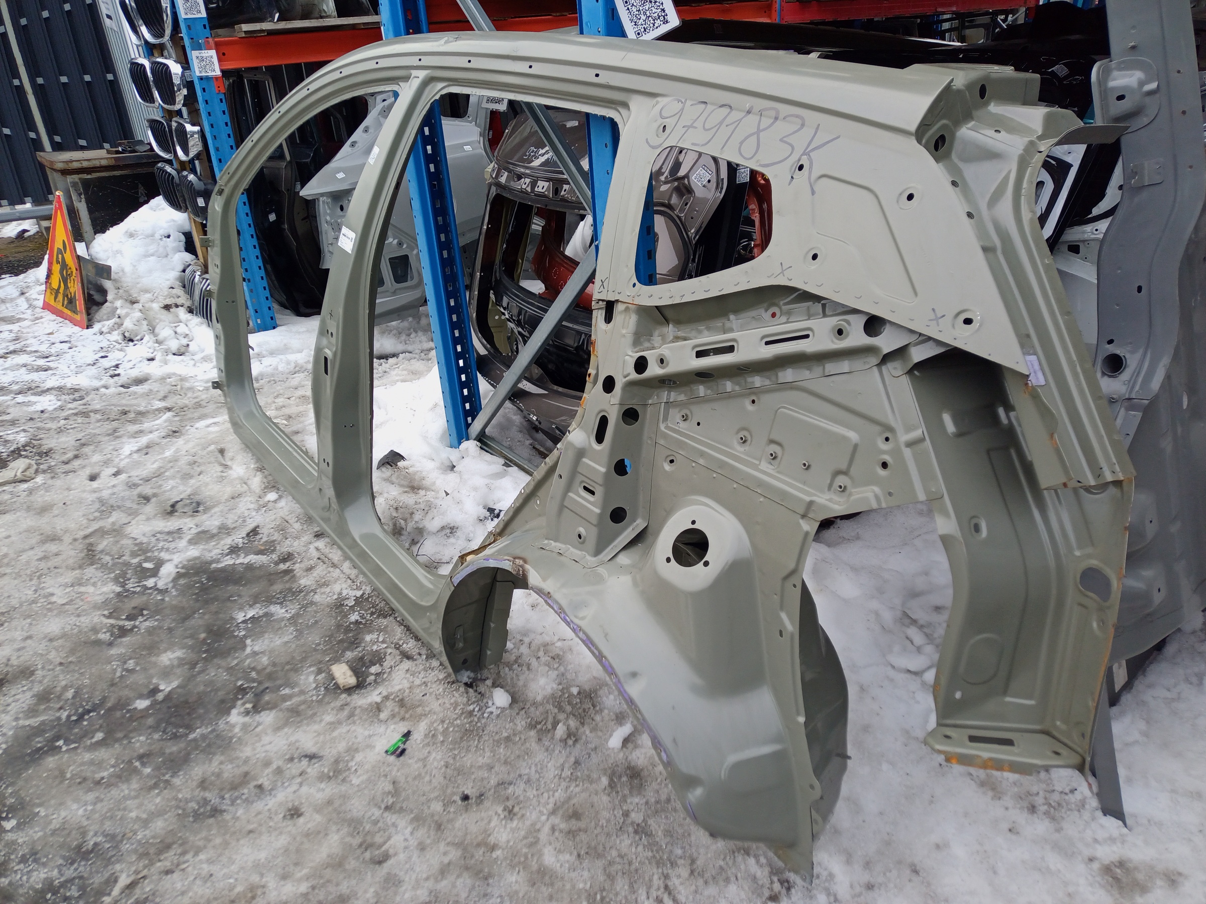 Панель кузова боковая левая Chery Tiggo 7 Pro