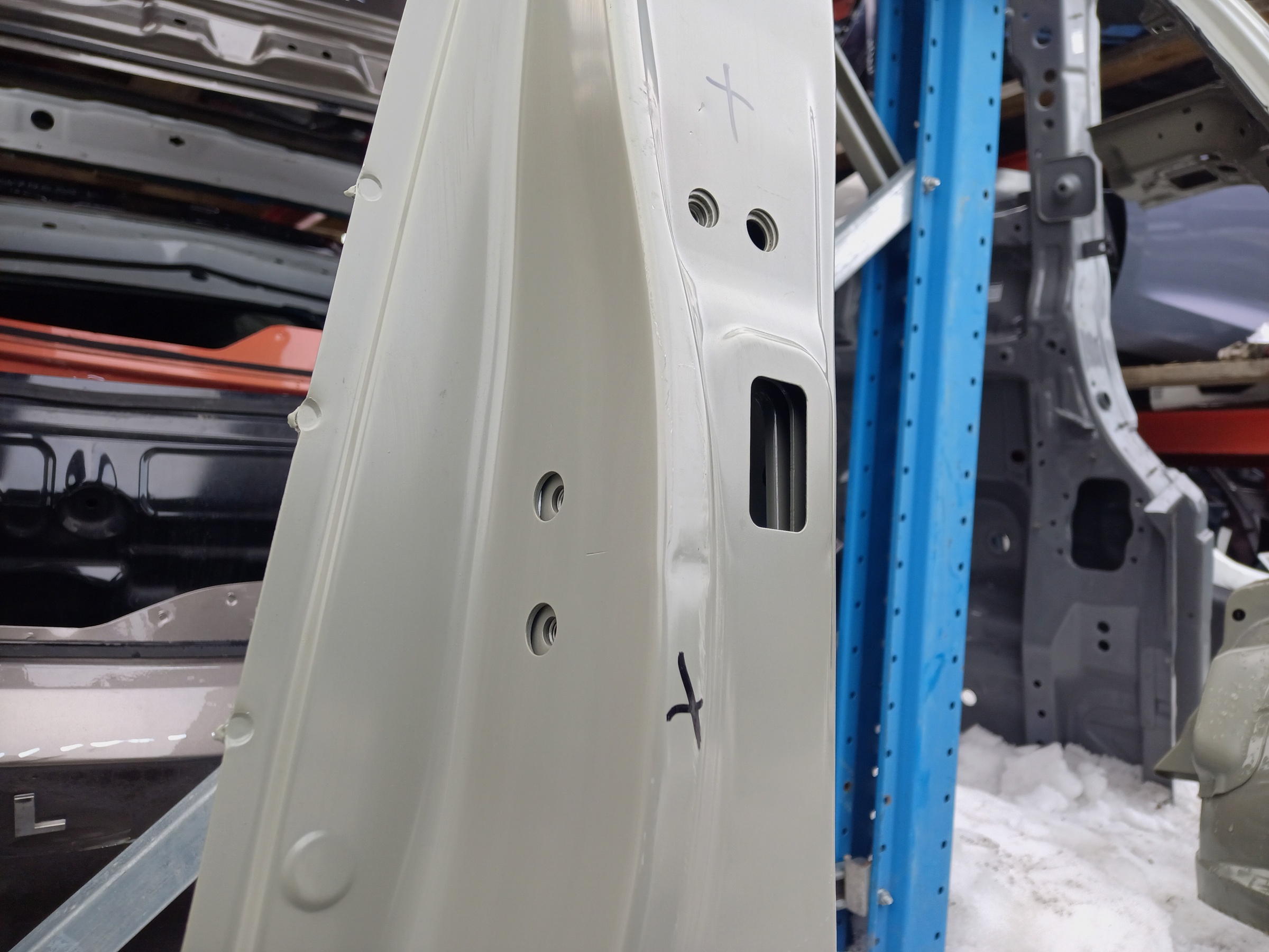 Панель кузова боковая левая Chery Tiggo 7 Pro