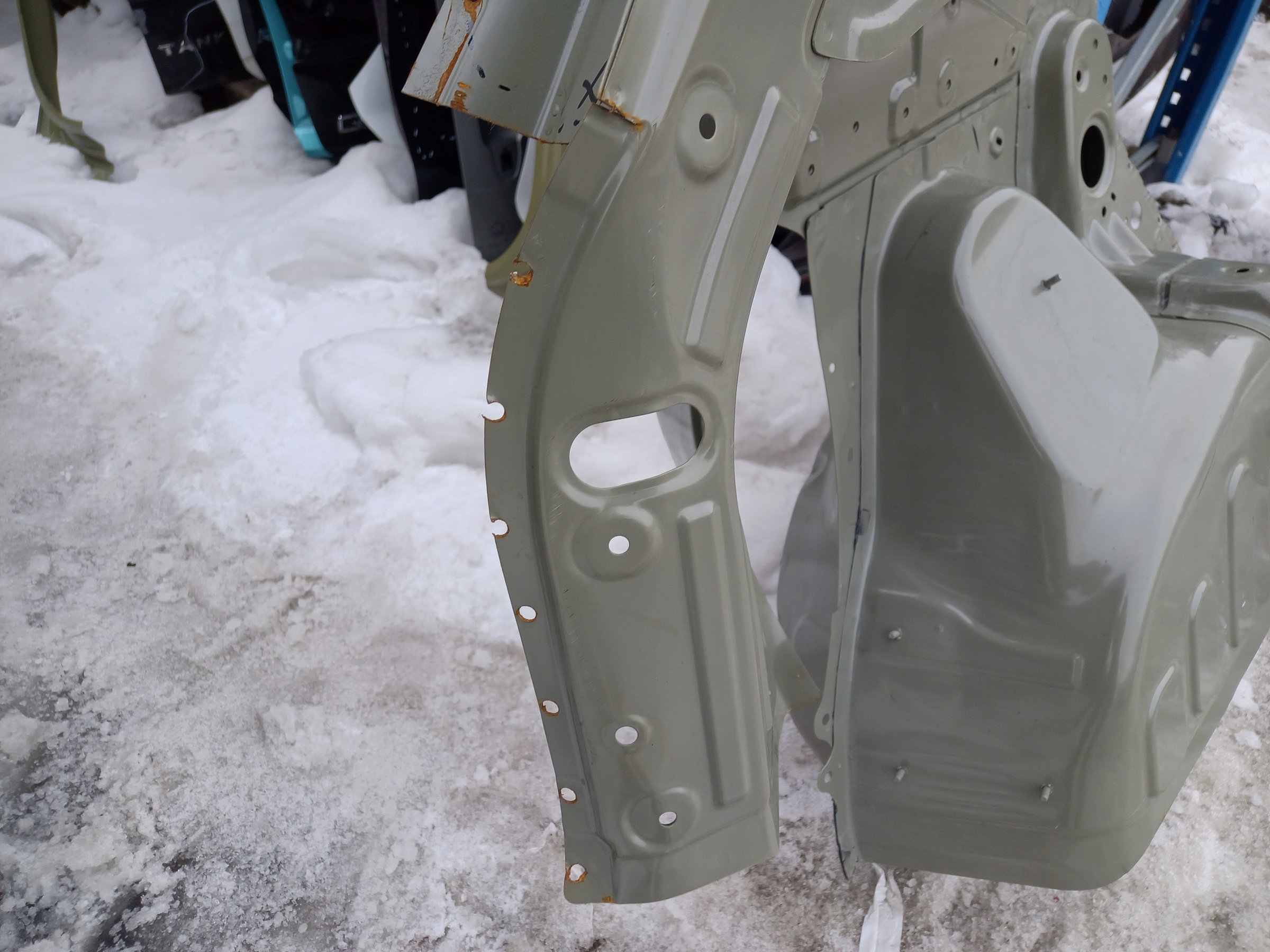 Панель кузова боковая левая Chery Tiggo 7 Pro