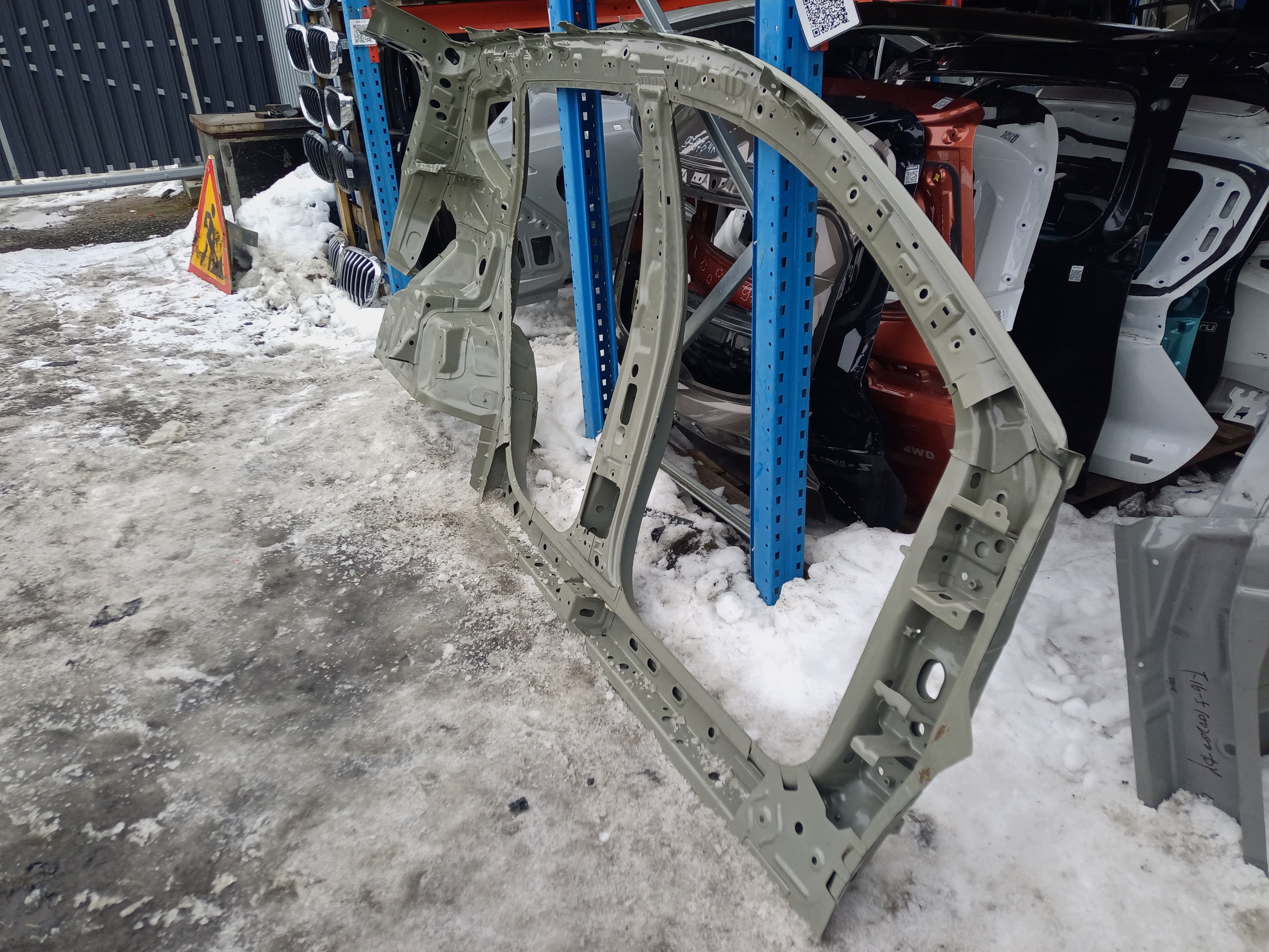 Панель кузова боковая левая Chery Tiggo 7 Pro