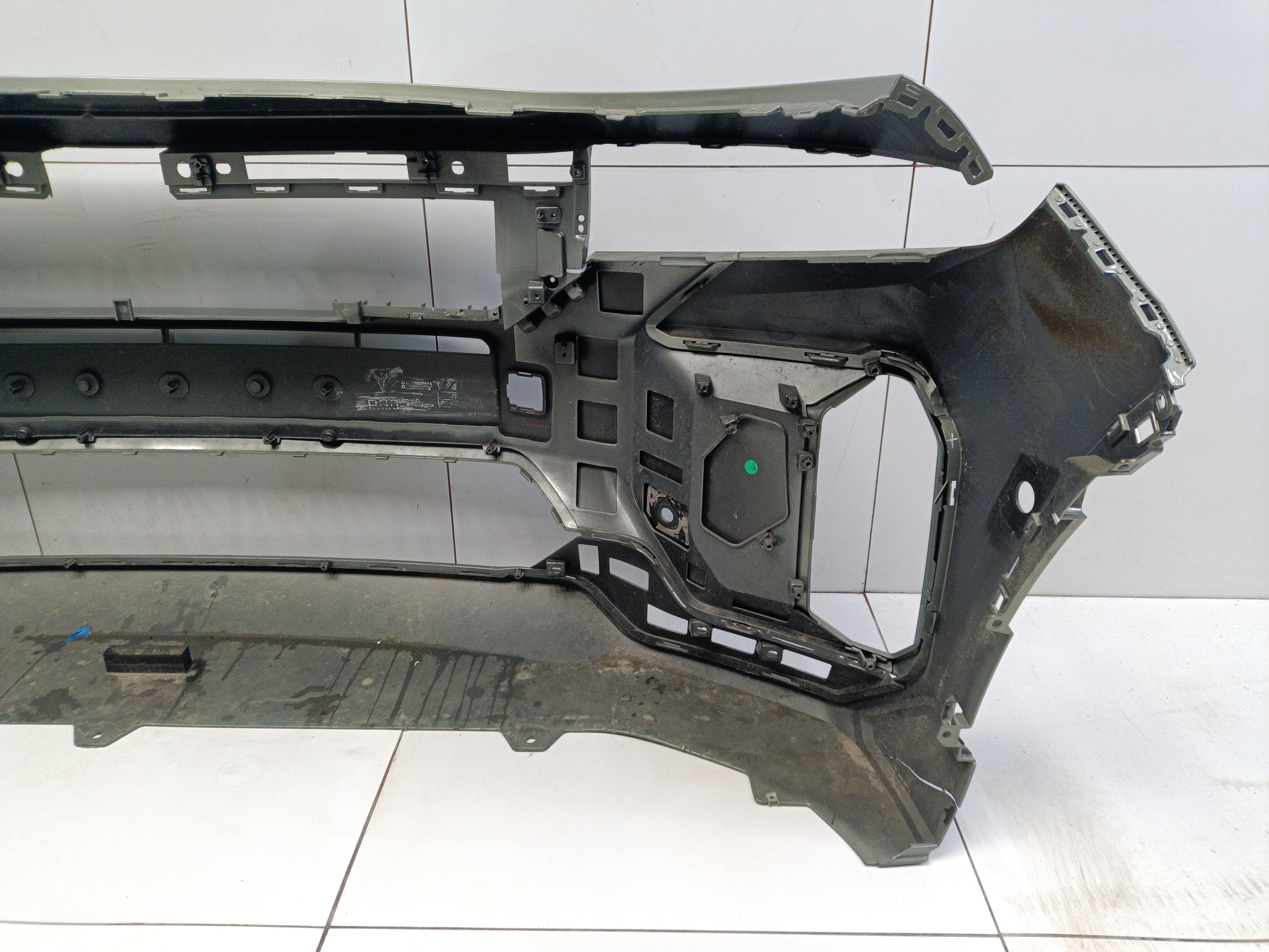 Бампер передний Voyah Free Restail