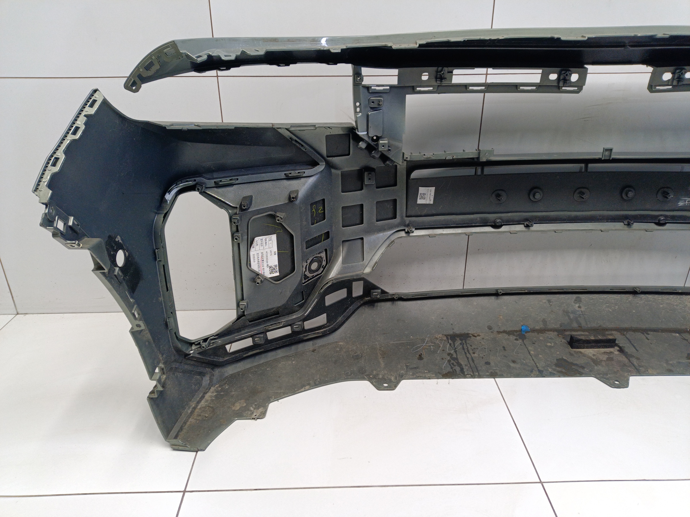 Бампер передний Voyah Free Restail