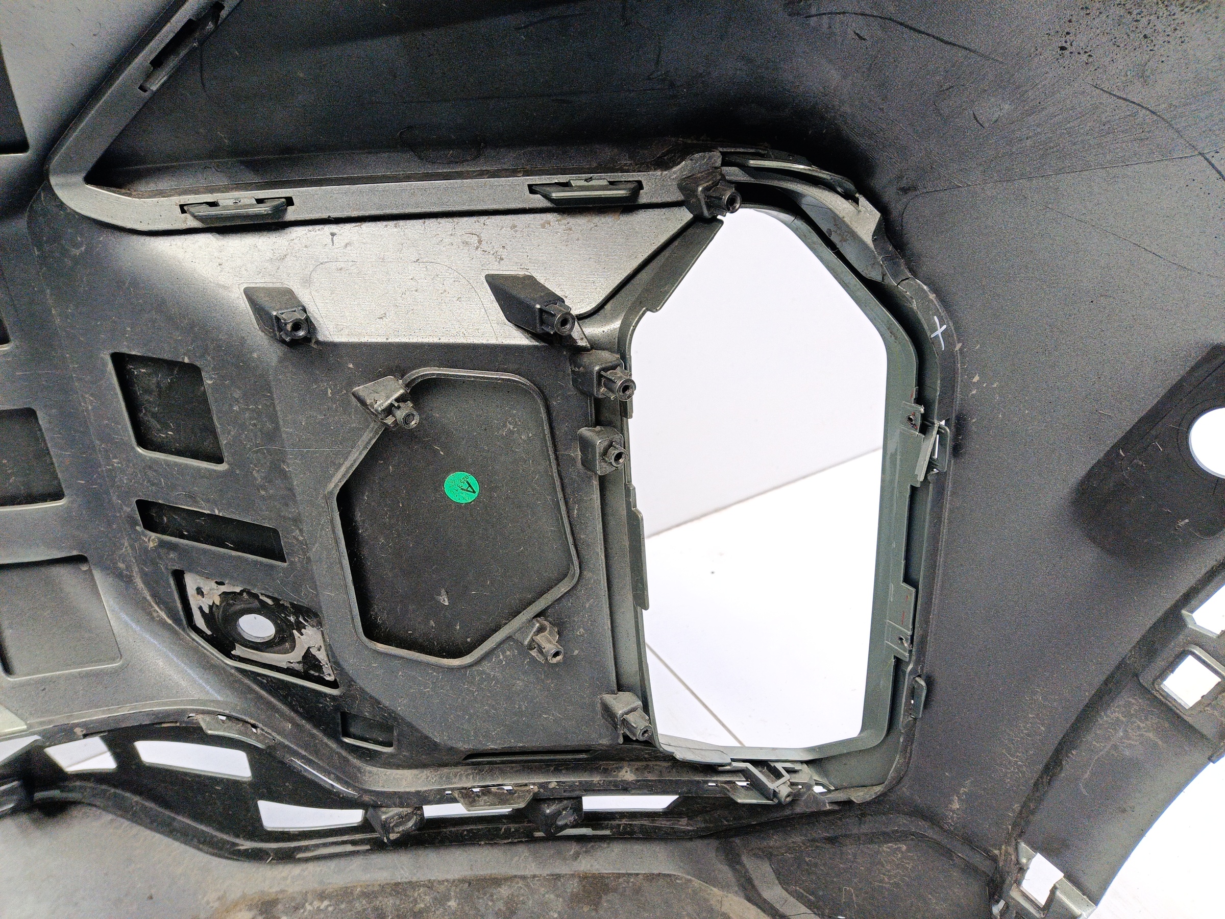 Бампер передний Voyah Free Restail