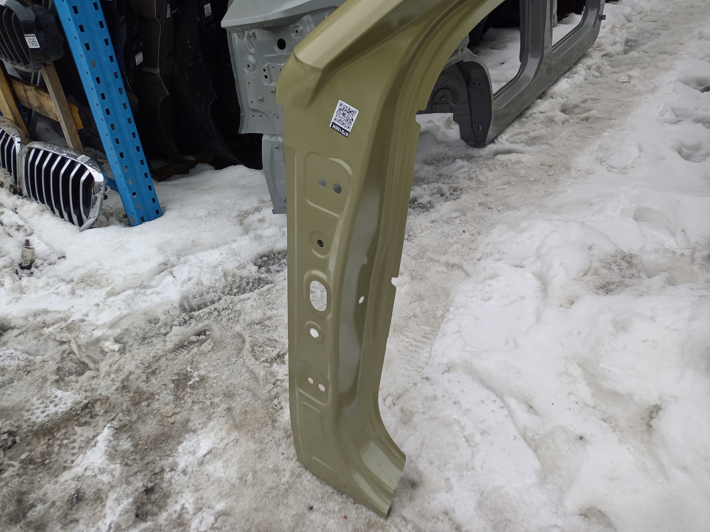 Панель кузова боковая левая Haval H3