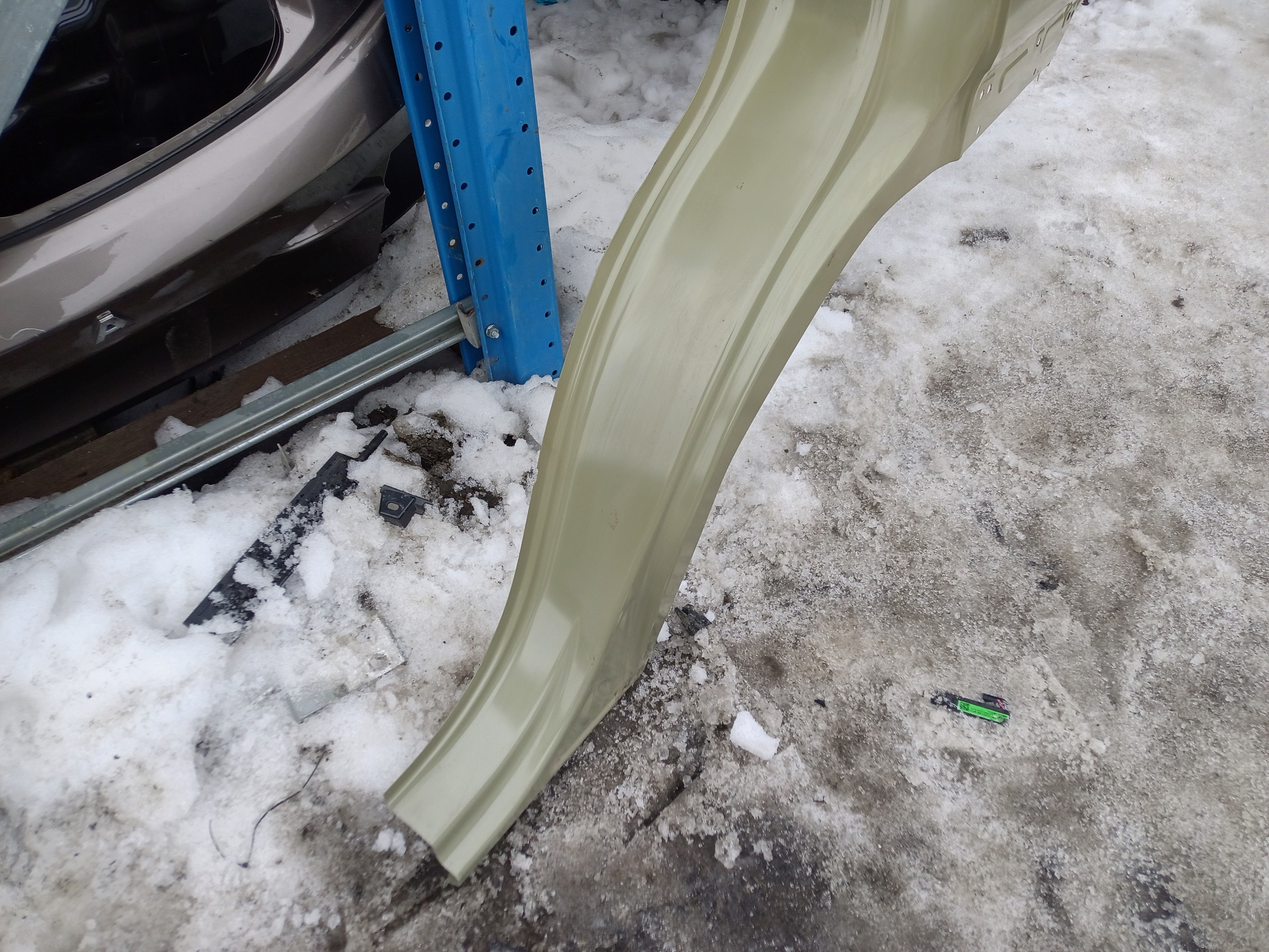 Панель кузова боковая левая Haval H3