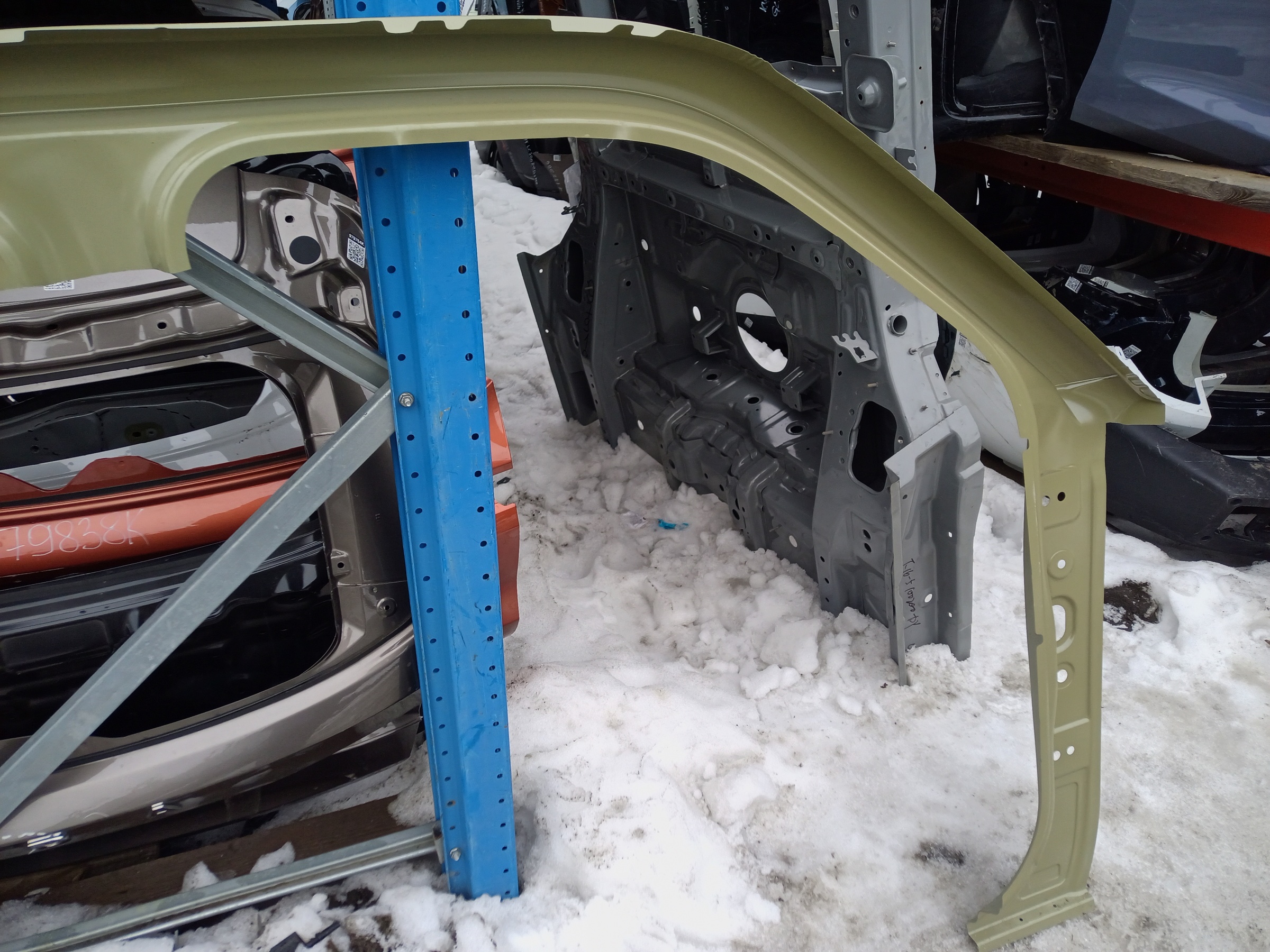 Панель кузова боковая левая Haval H3